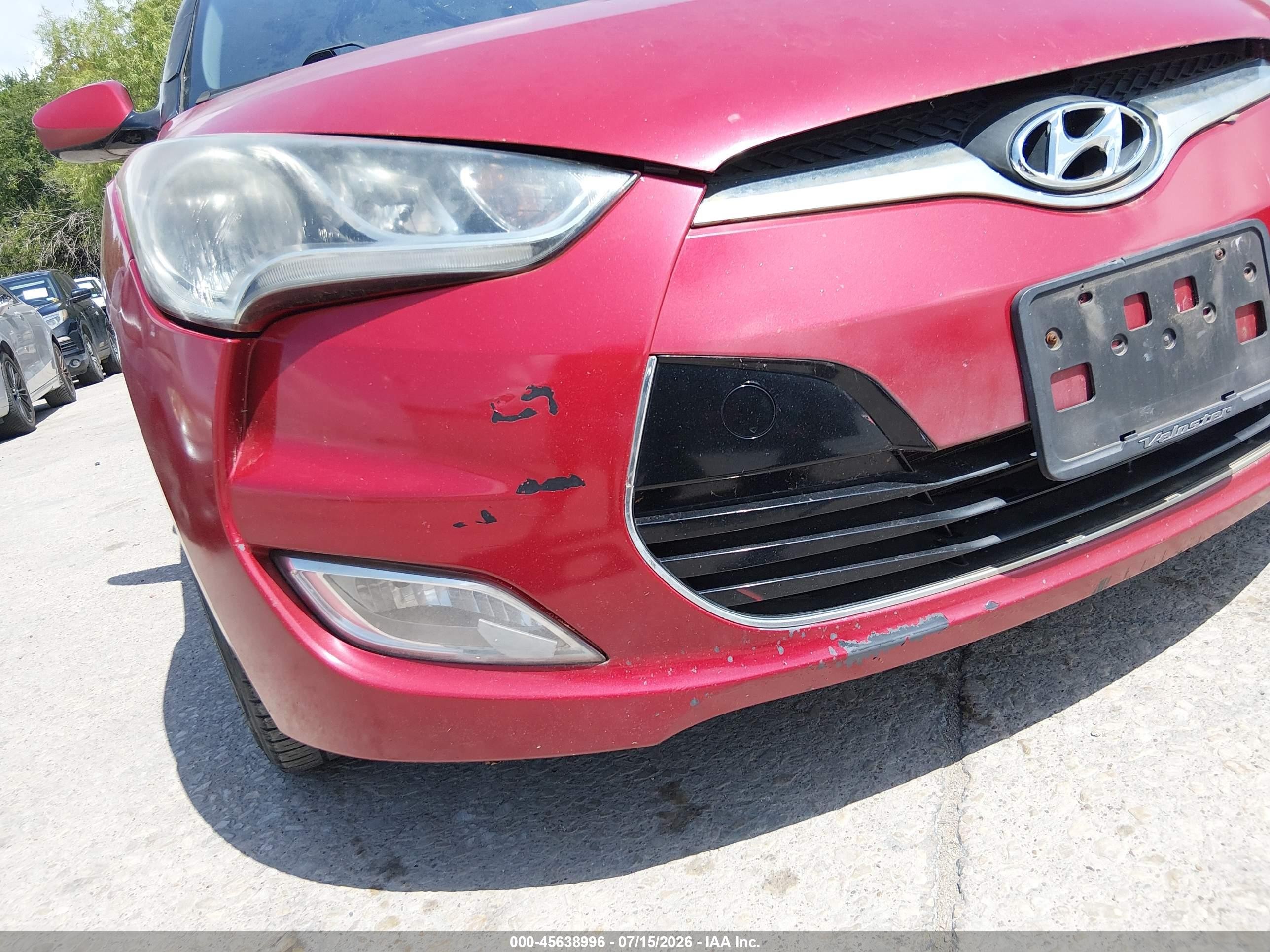 2012 Hyundai Veloster Base W/gray Red vin: KMHTC6AD2CU074425