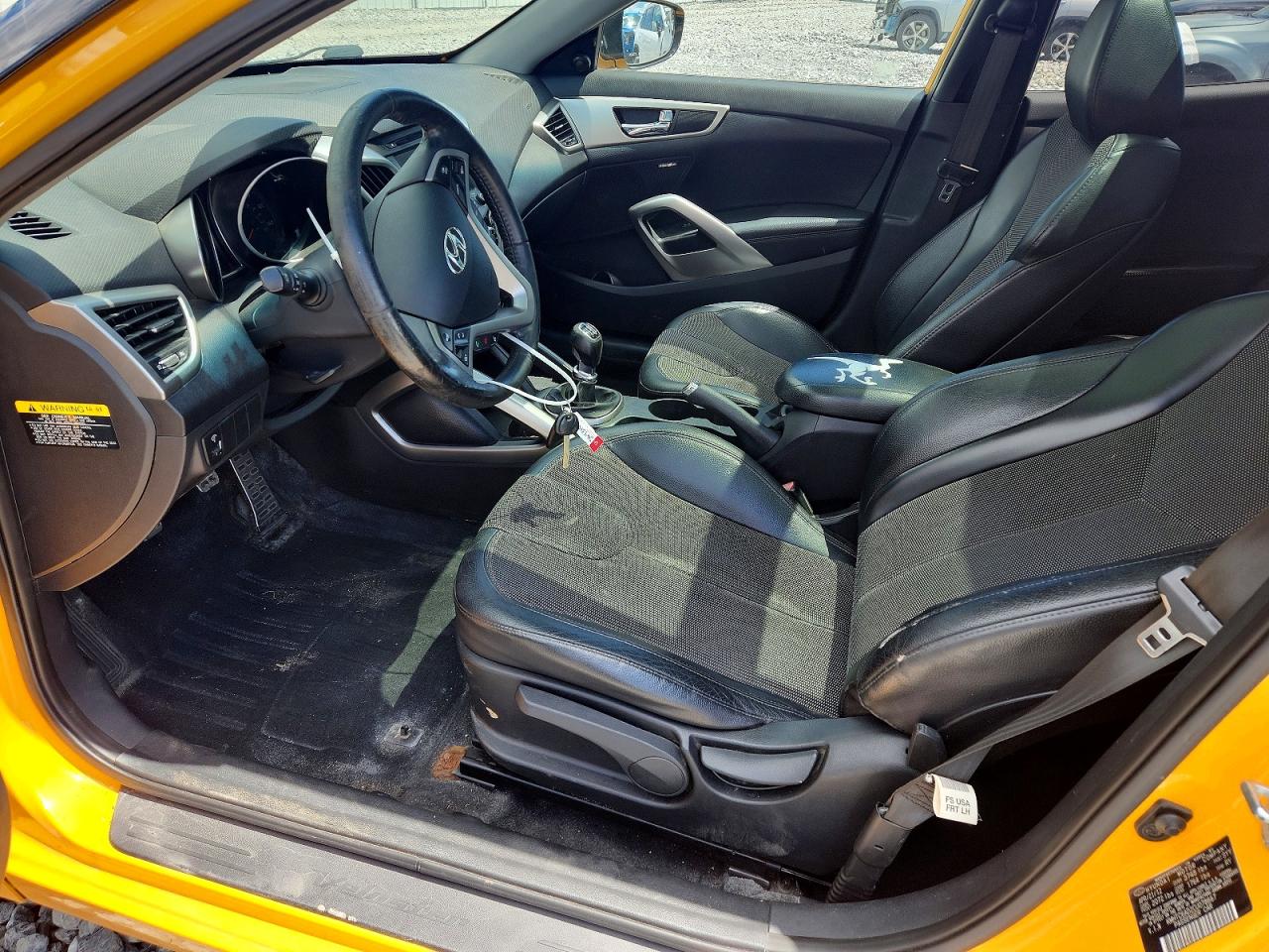 2012 Hyundai Veloster Base Gold vin: KMHTC6AD2CU078667