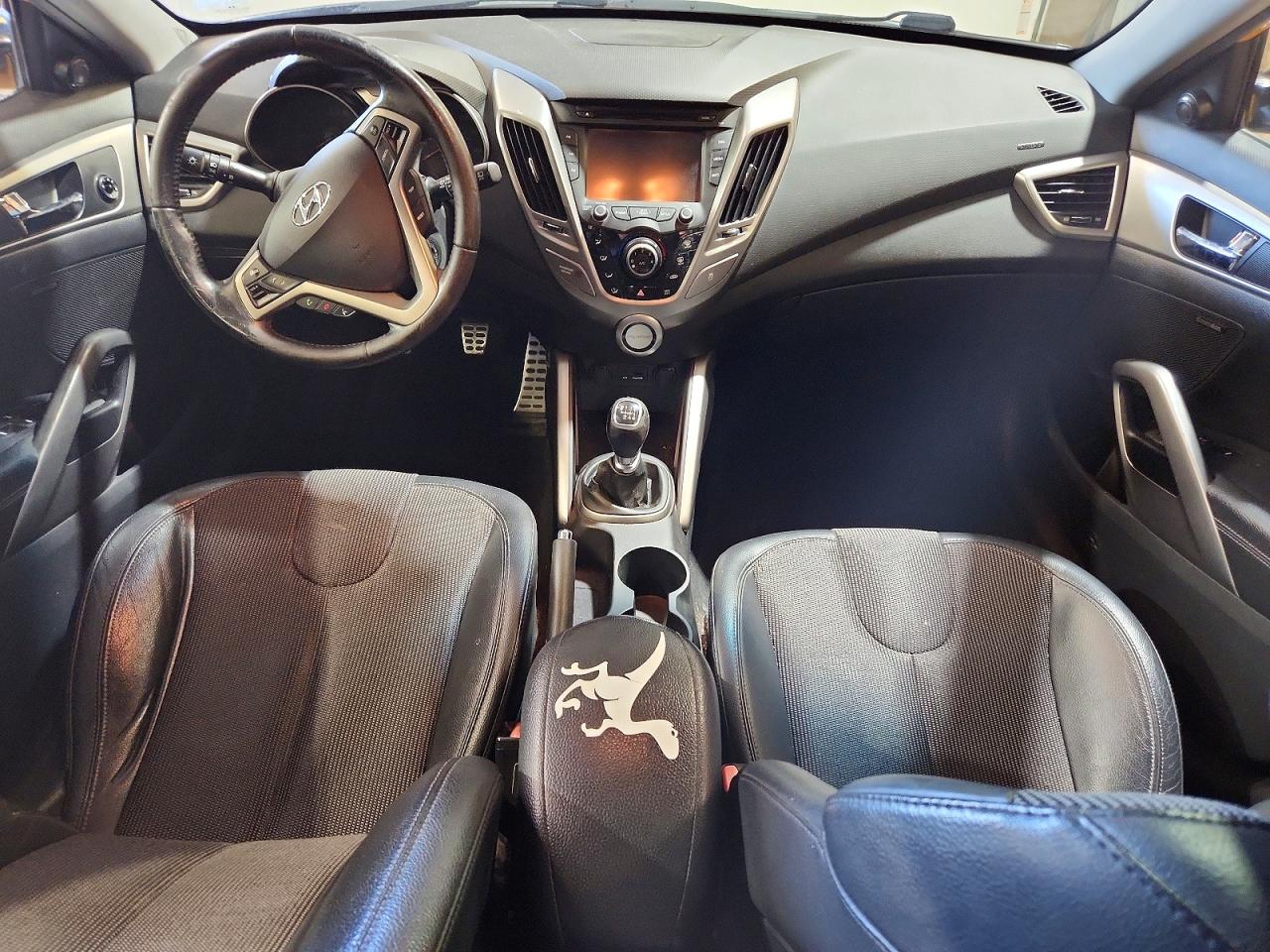 2012 Hyundai Veloster Base Gold vin: KMHTC6AD2CU078667