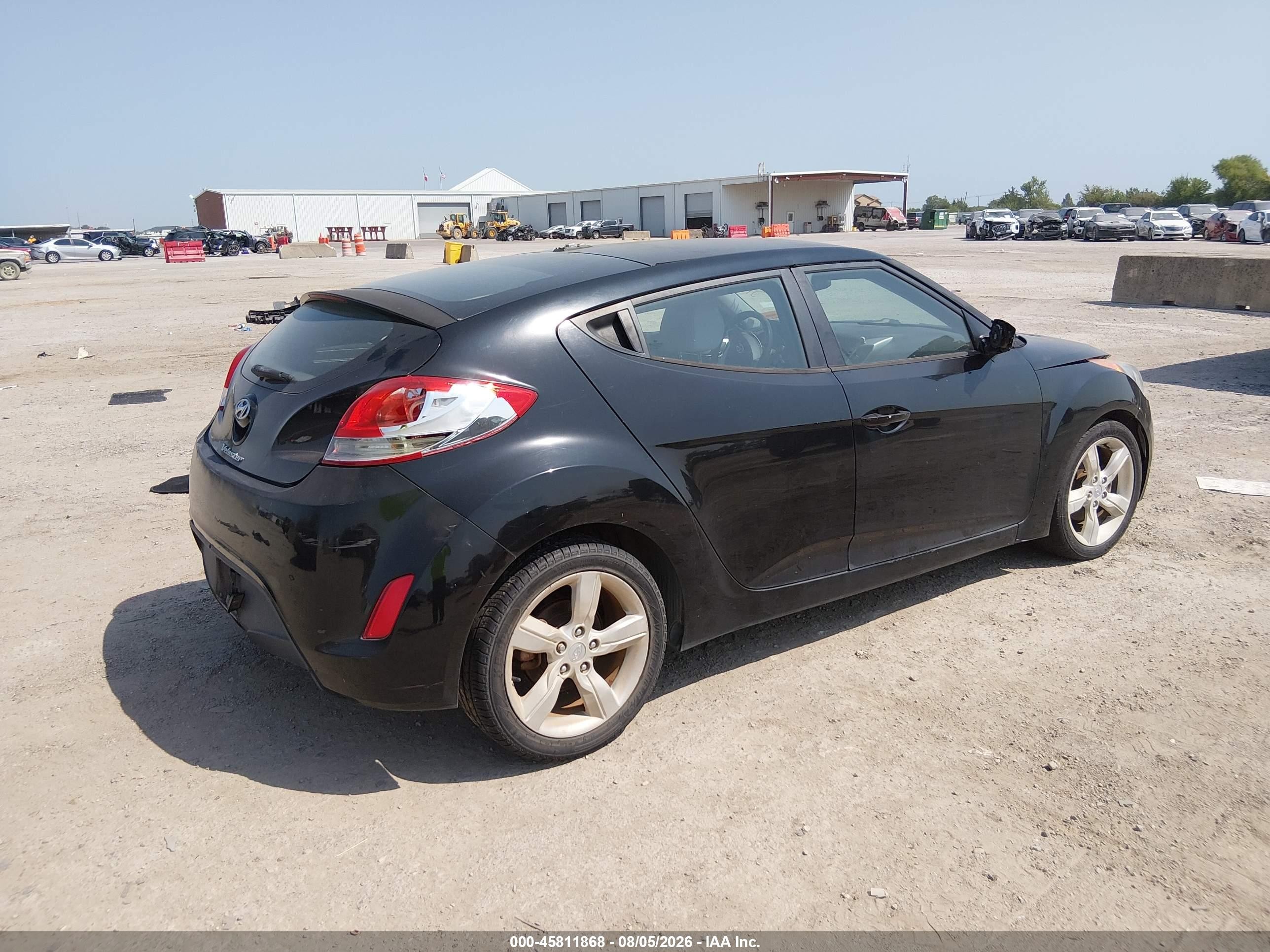 2013 Hyundai Veloster Base W/gray Black vin: KMHTC6AD2DU090383