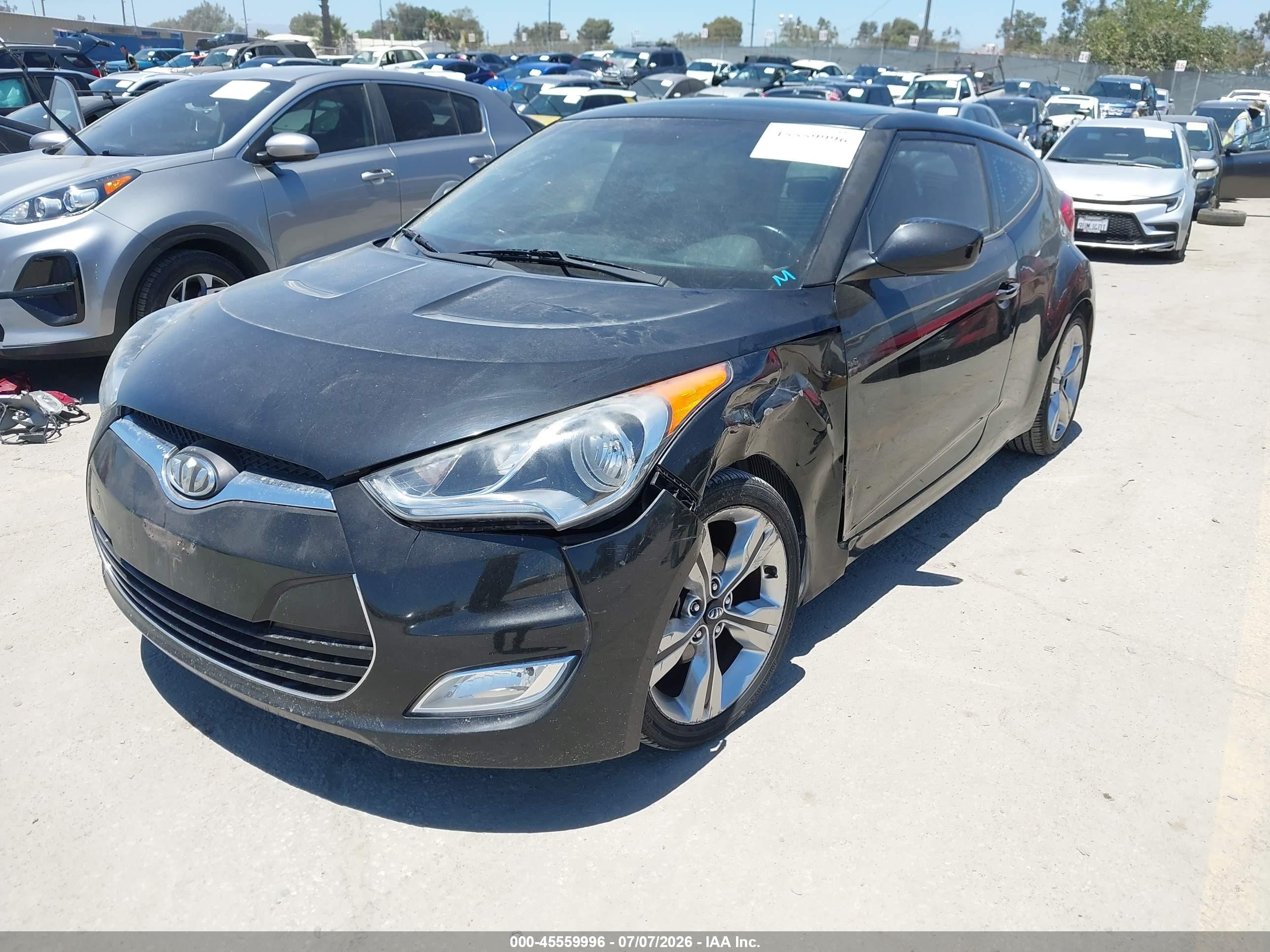 2013 Hyundai Veloster Base W/gray Black vin: KMHTC6AD2DU098032