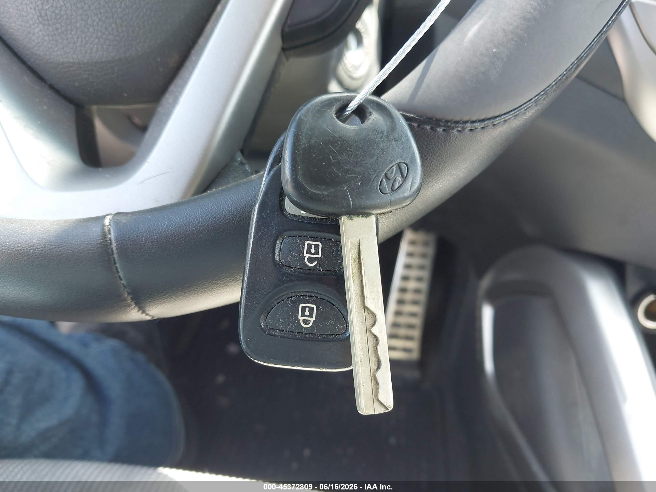 2013 Hyundai Veloster Base W/gray Черный vin: KMHTC6AD2DU117193