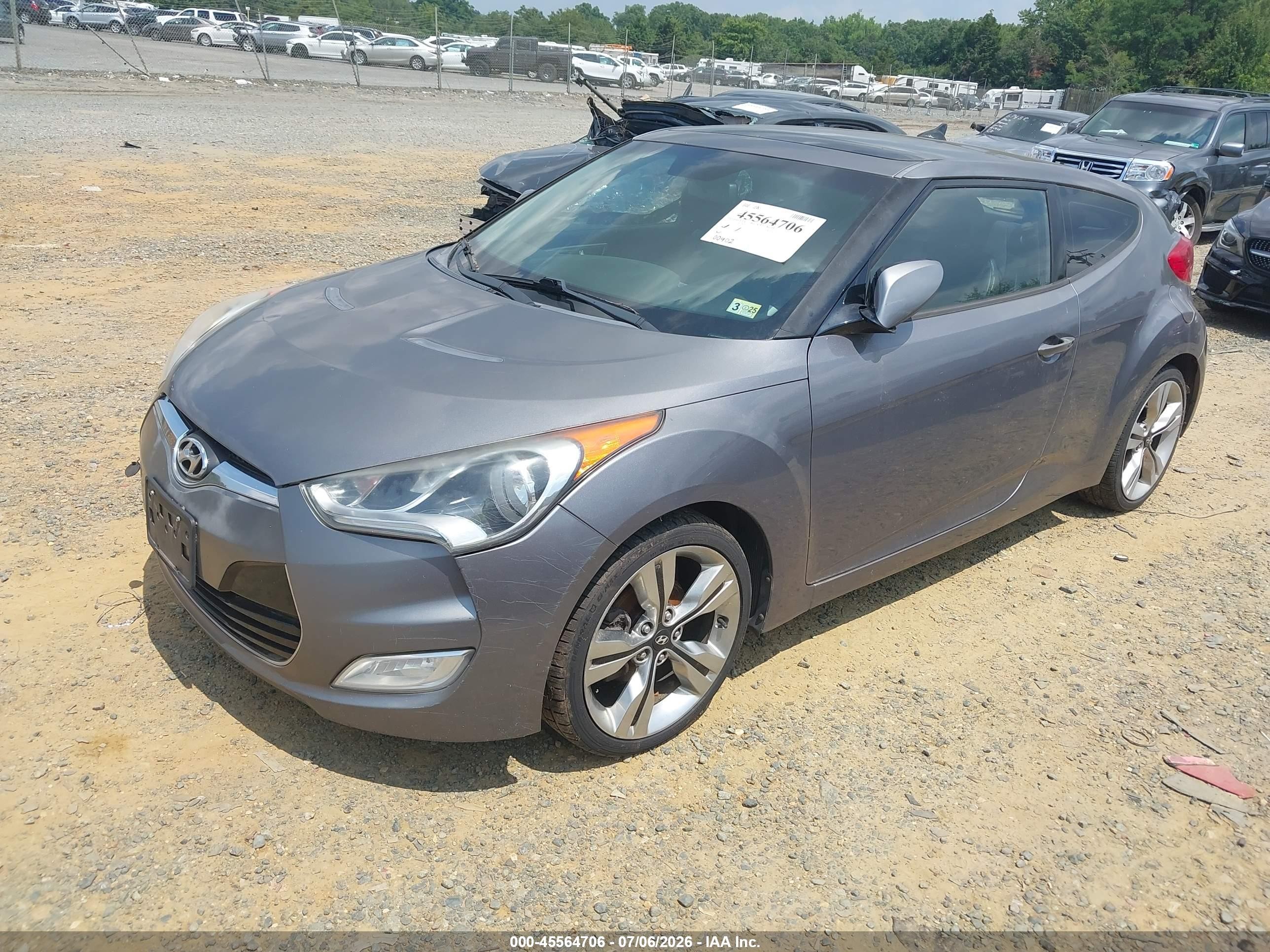 2013 Hyundai Veloster Base W/black Gray vin: KMHTC6AD2DU151750