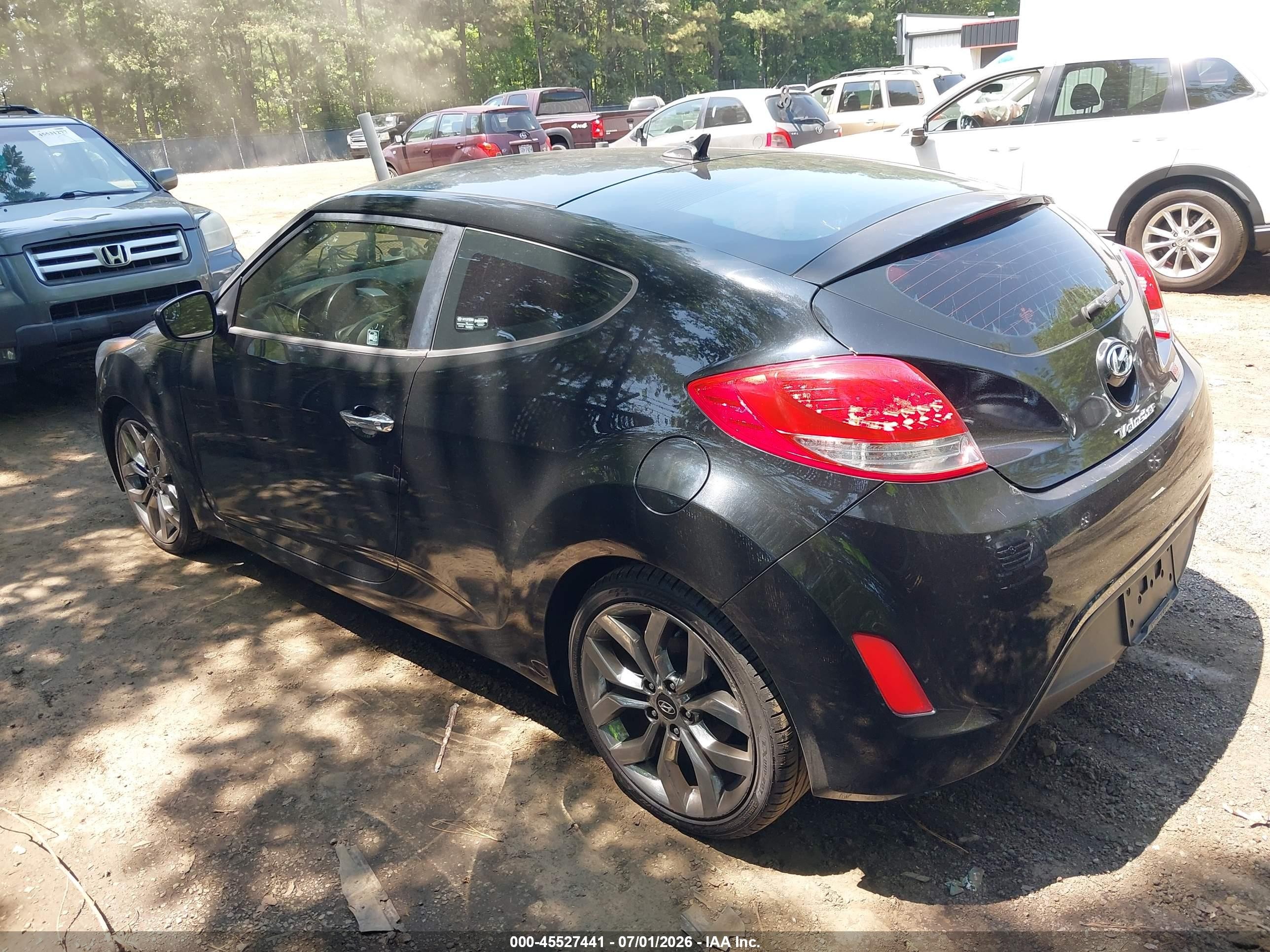 2014 Hyundai Veloster Flex W/red Black vin: KMHTC6AD2EU214539