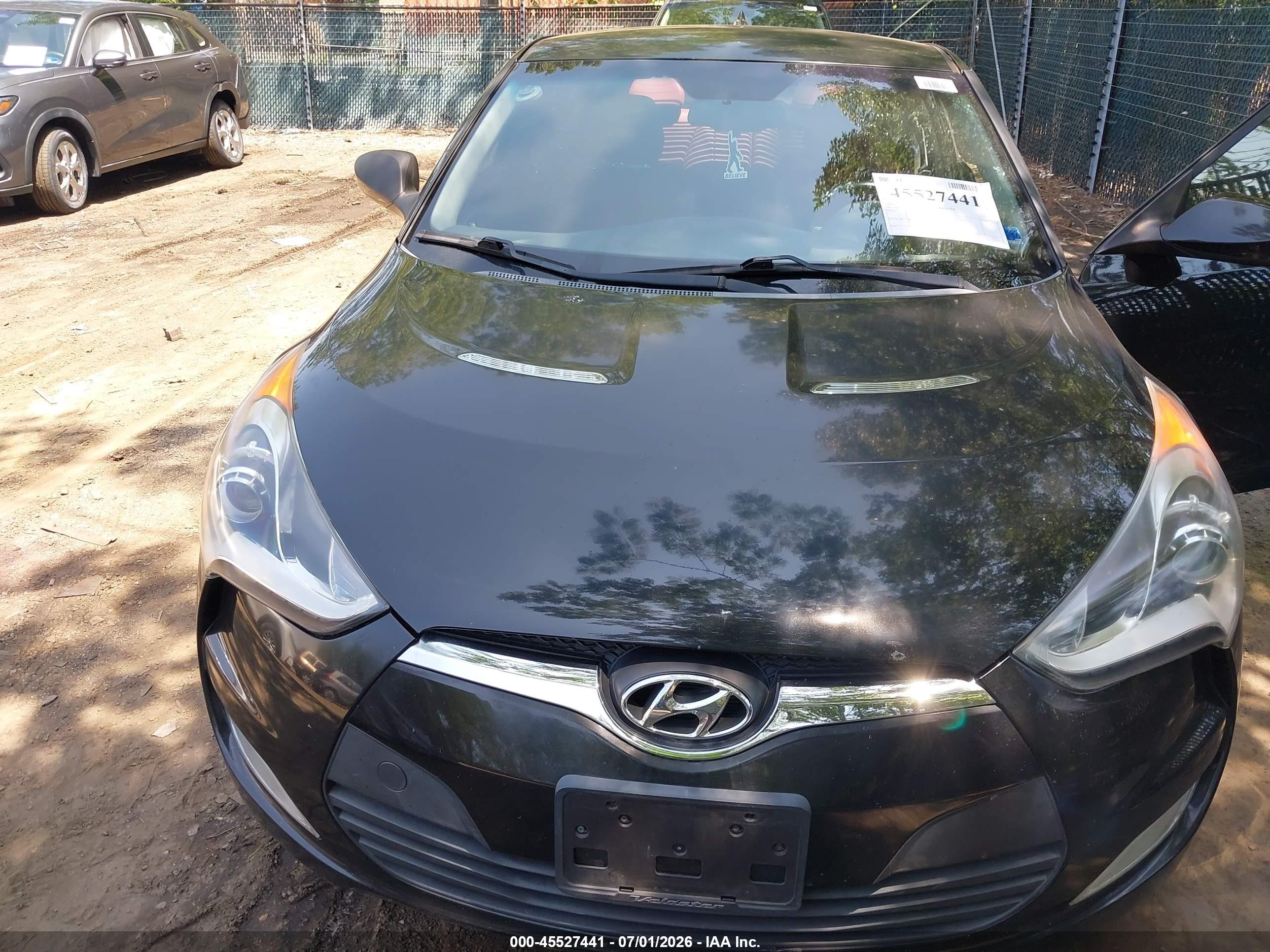 2014 Hyundai Veloster Flex W/red Black vin: KMHTC6AD2EU214539