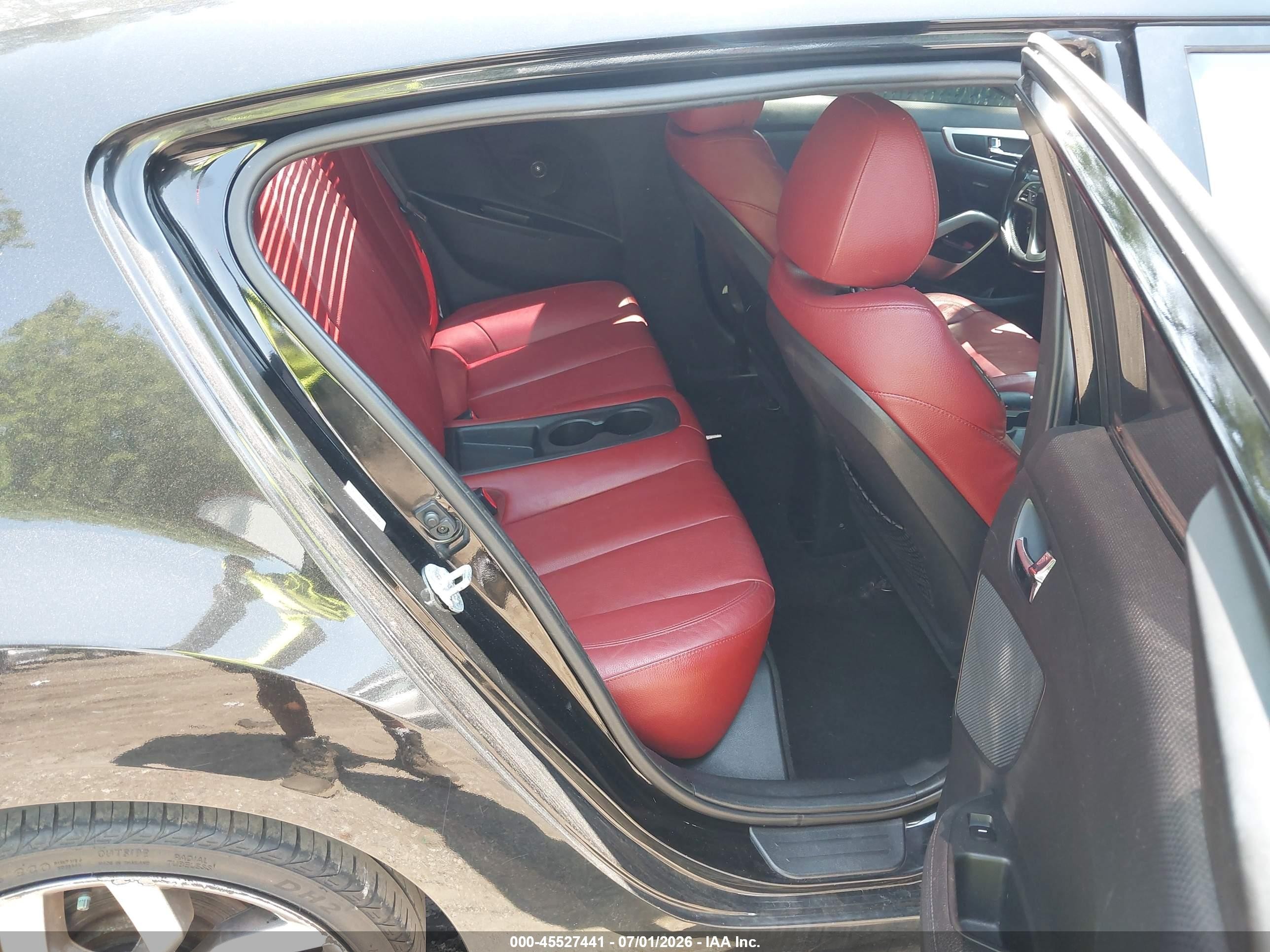 2014 Hyundai Veloster Flex W/red Black vin: KMHTC6AD2EU214539