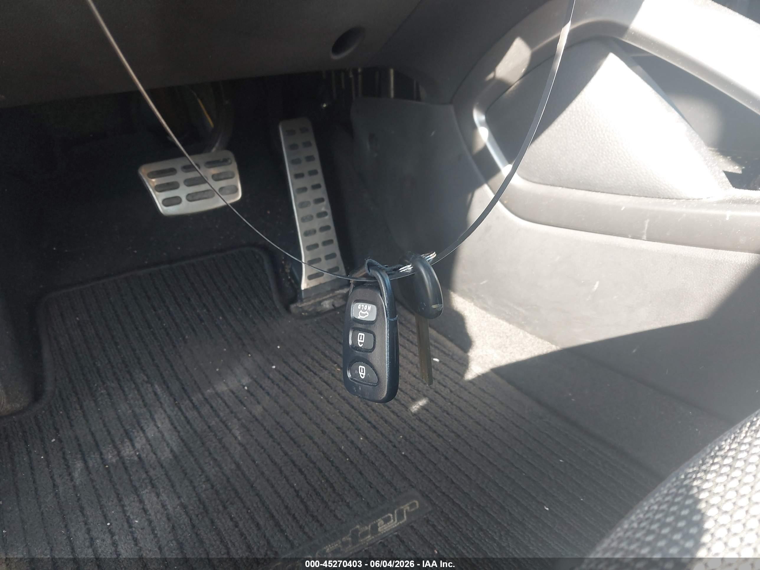 2014 Hyundai Veloster Base W/black Blue vin: KMHTC6AD2EU217196
