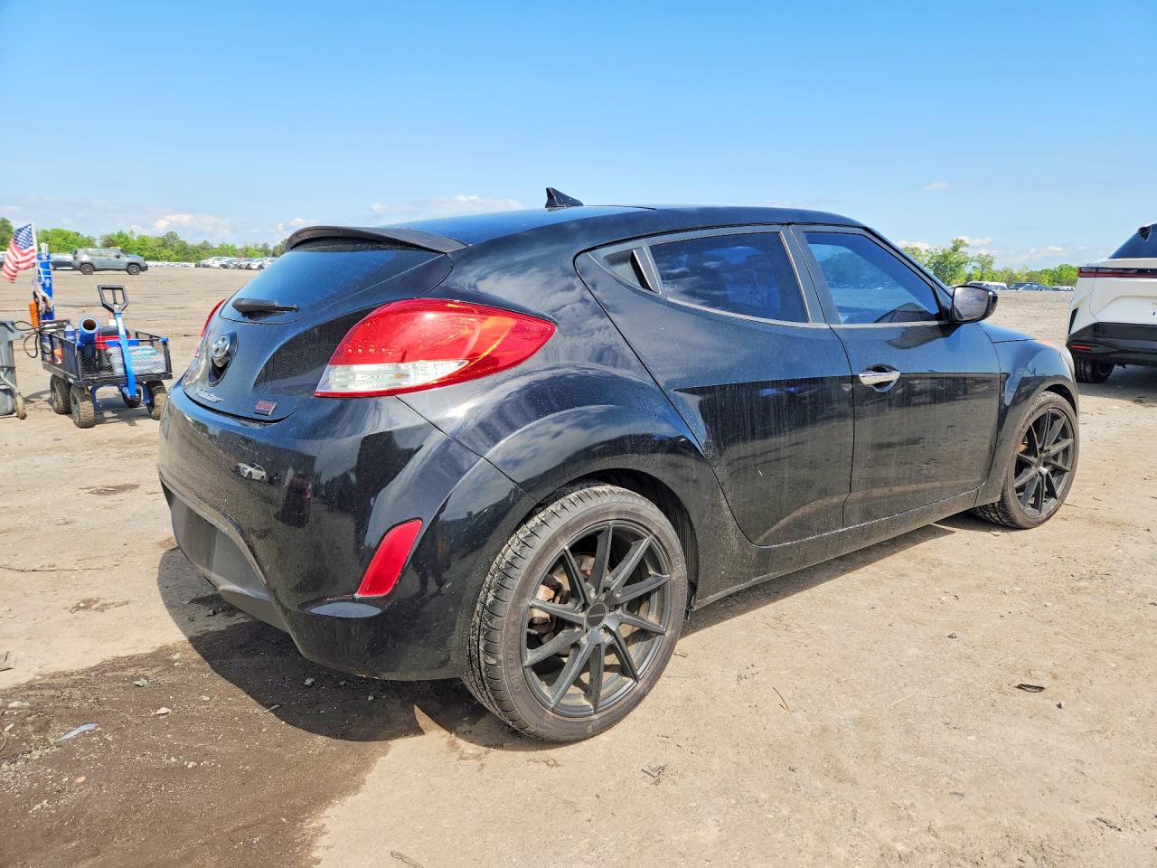 2015 Hyundai Veloster Re:flex Black vin: KMHTC6AD2FU218706