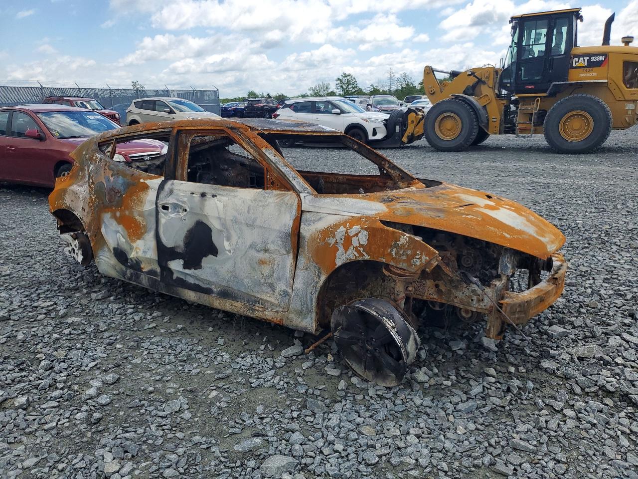 2015 Hyundai Veloster Base Burn vin: KMHTC6AD2FU220830