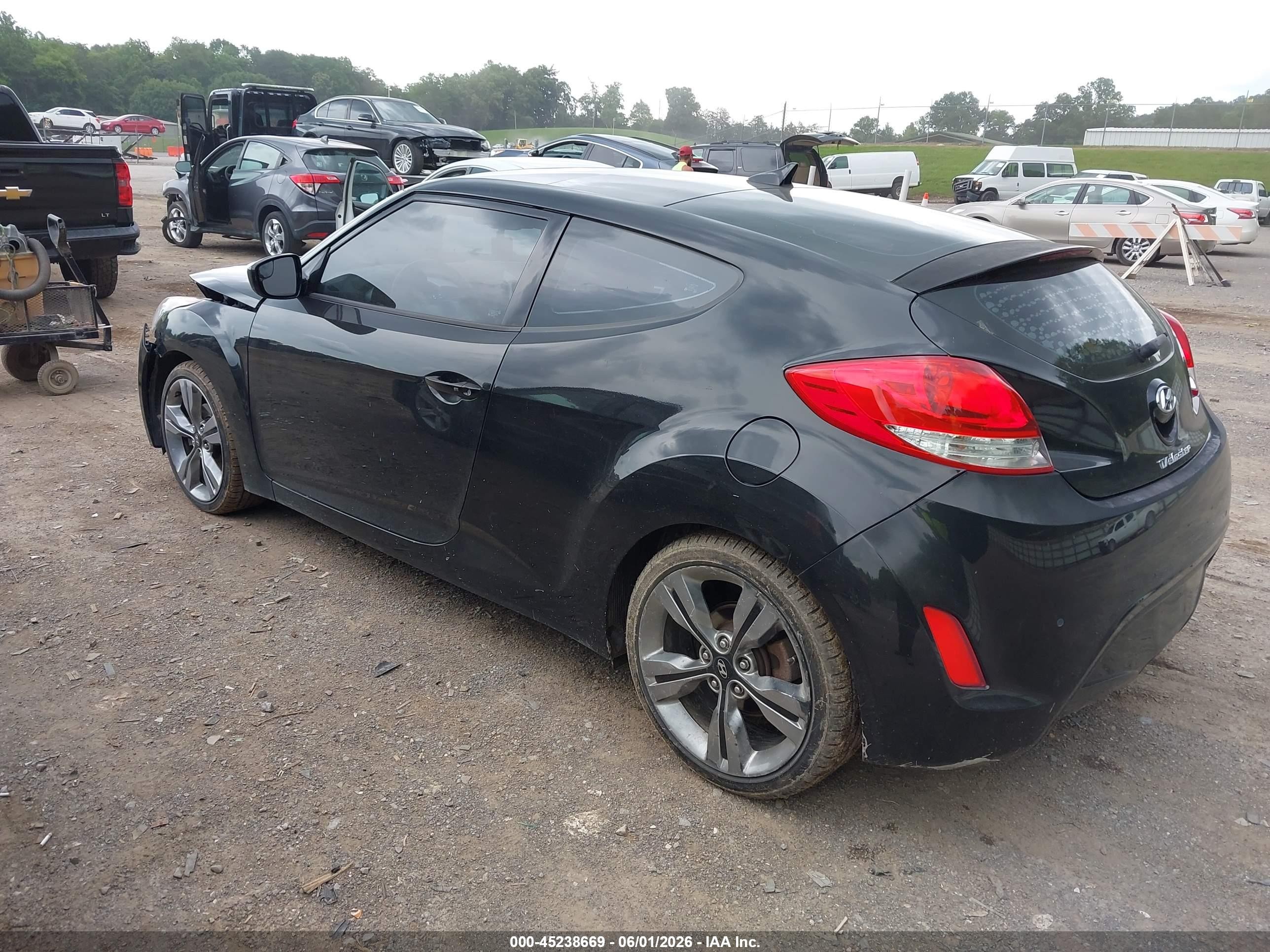2015 Hyundai Veloster   Black vin: KMHTC6AD2FU230399