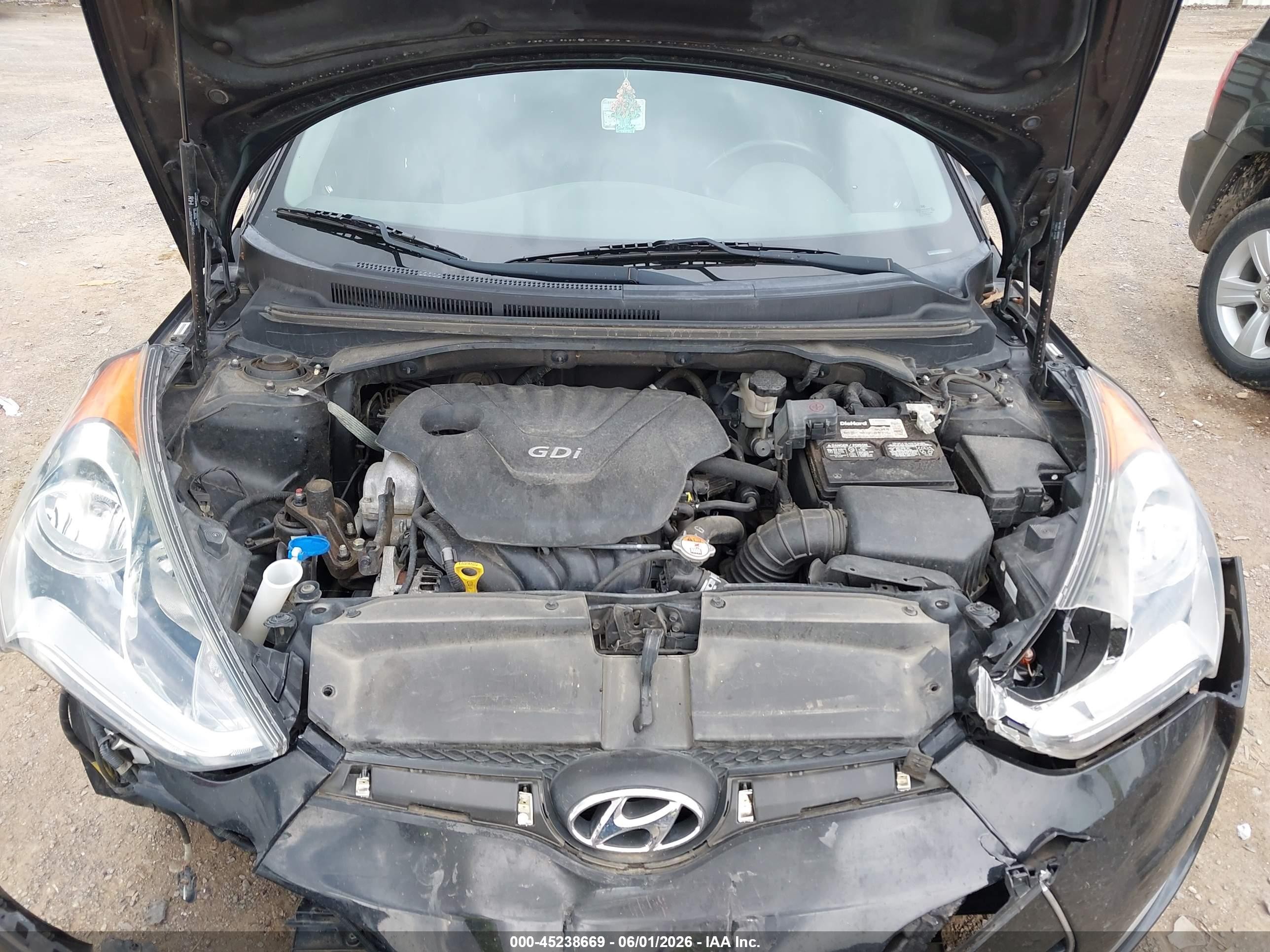 2015 Hyundai Veloster   Black vin: KMHTC6AD2FU230399