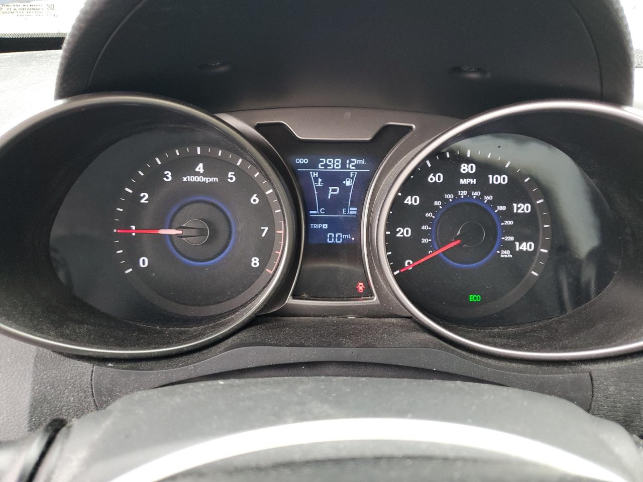 2015 Hyundai Veloster Base Silver vin: KMHTC6AD2FU237868