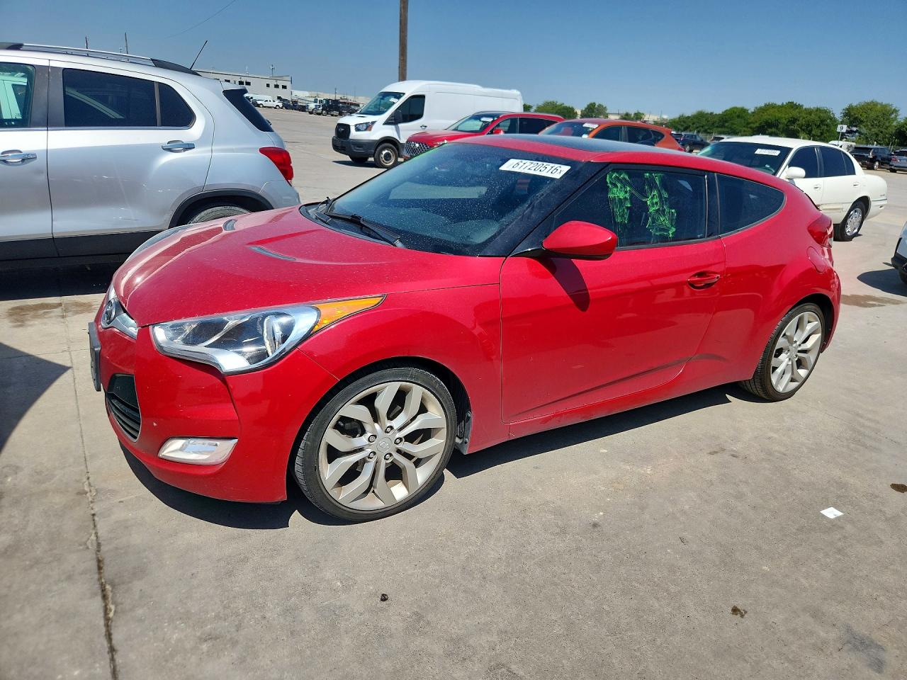 2015 Hyundai Veloster Base Red vin: KMHTC6AD2FU244531