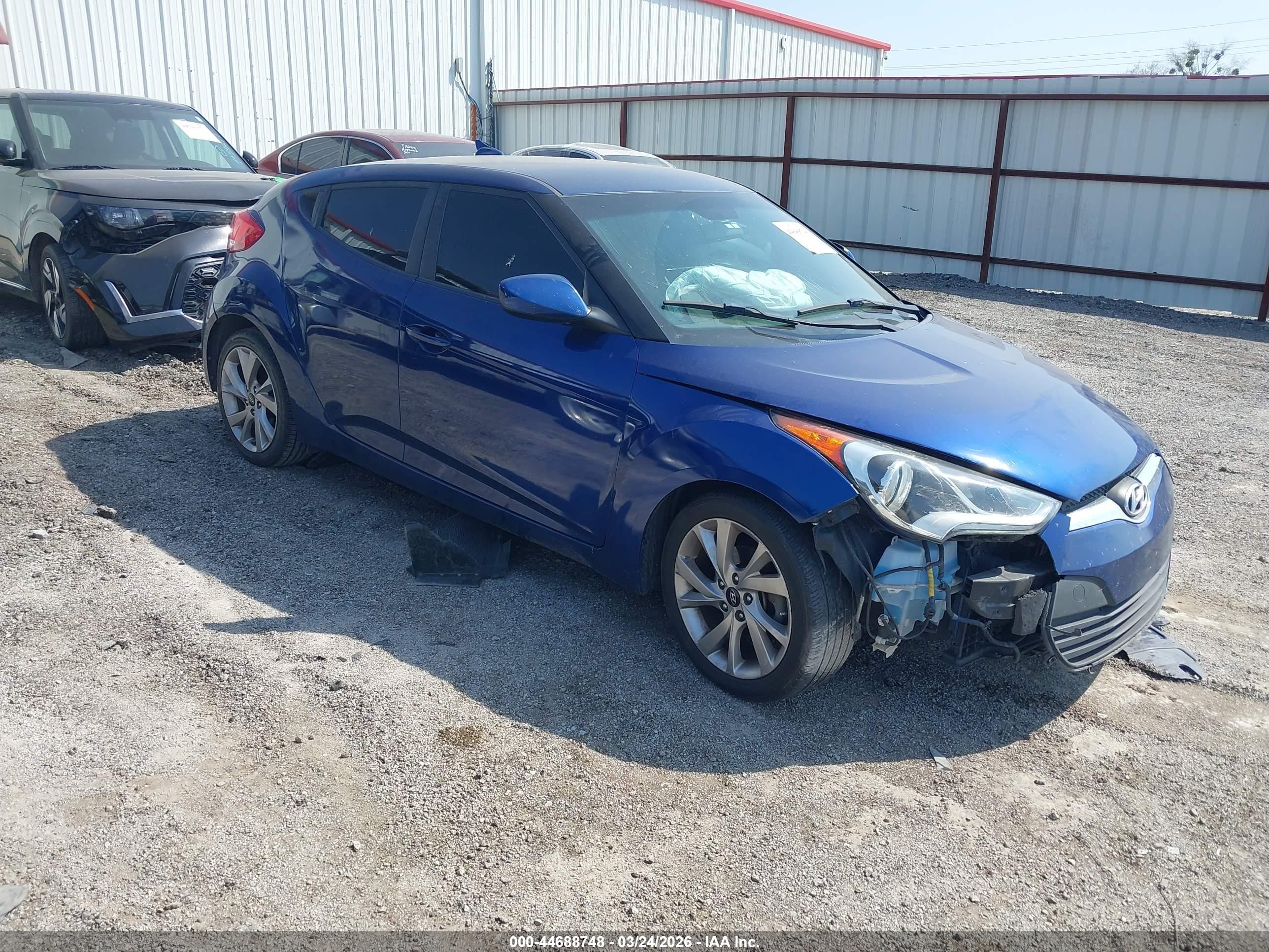 2017 Hyundai Veloster   Blue vin: KMHTC6AD2HU306027