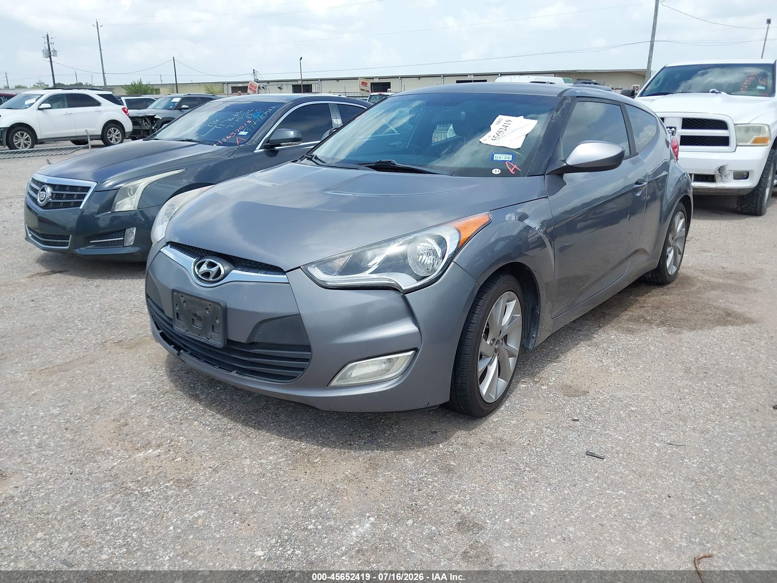 2017 Hyundai Veloster   Серый vin: KMHTC6AD2HU308540