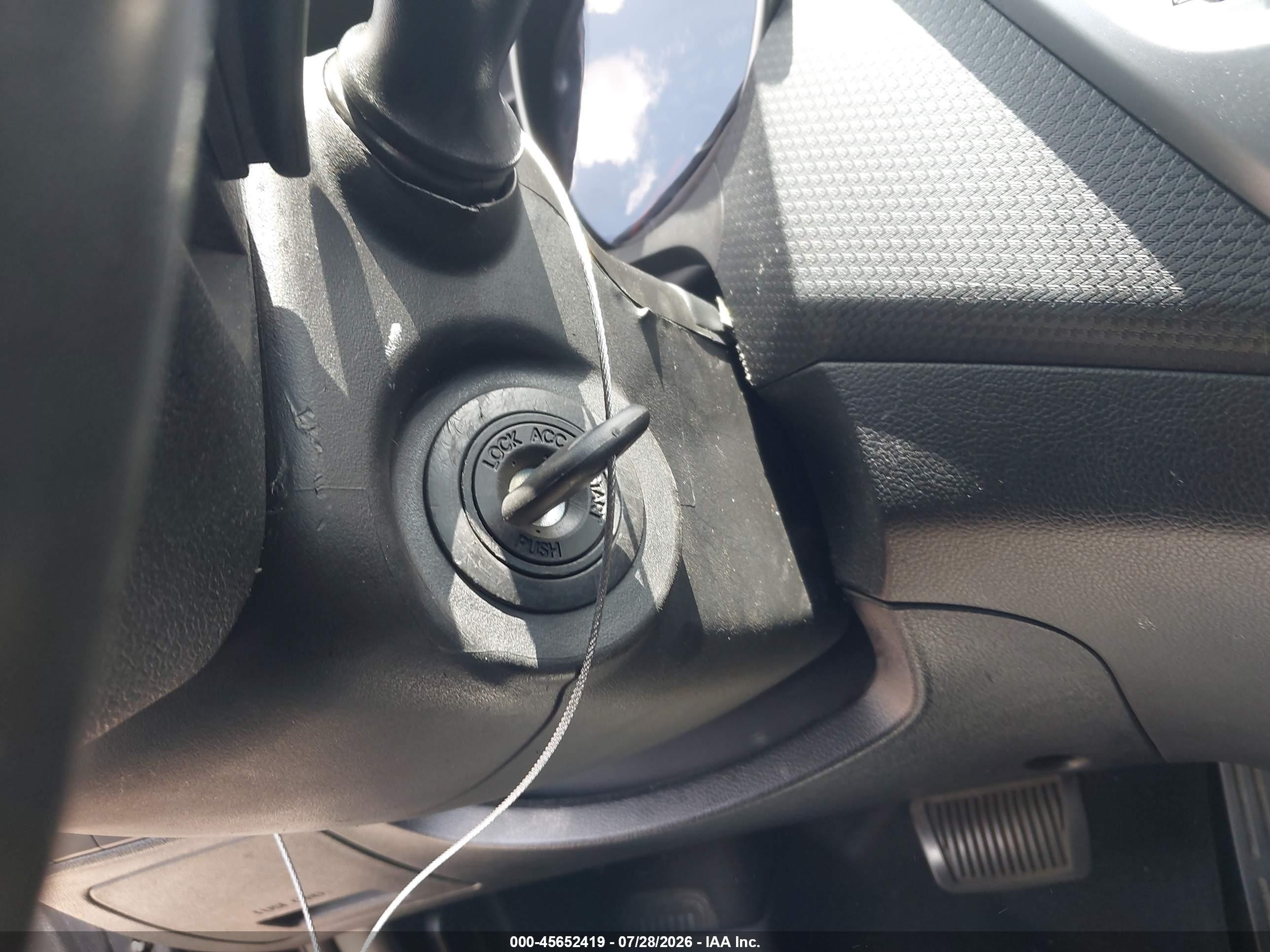 2017 Hyundai Veloster   Gray vin: KMHTC6AD2HU308540