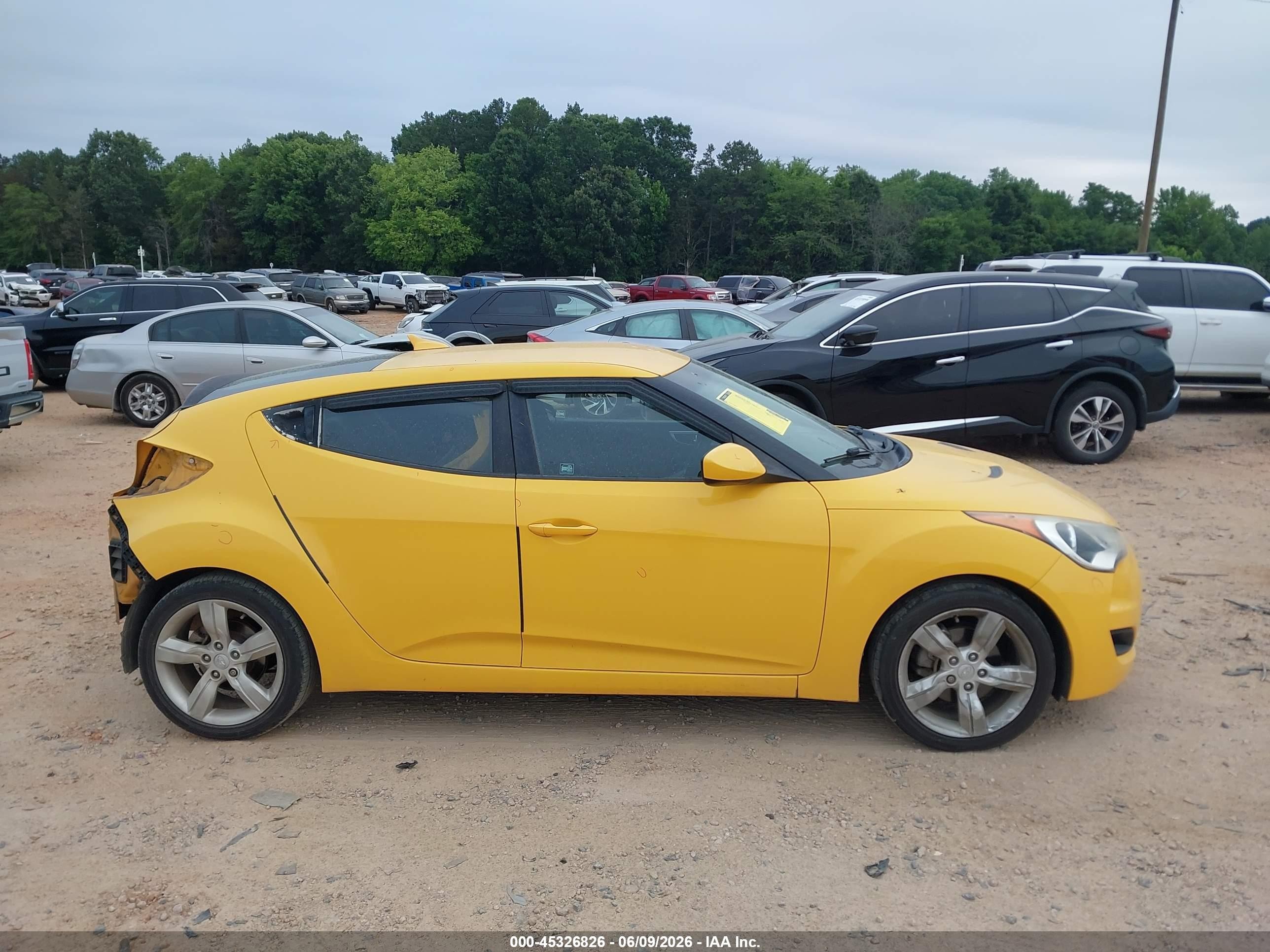 2012 Hyundai Veloster Base W/black Yellow vin: KMHTC6AD3CU020793