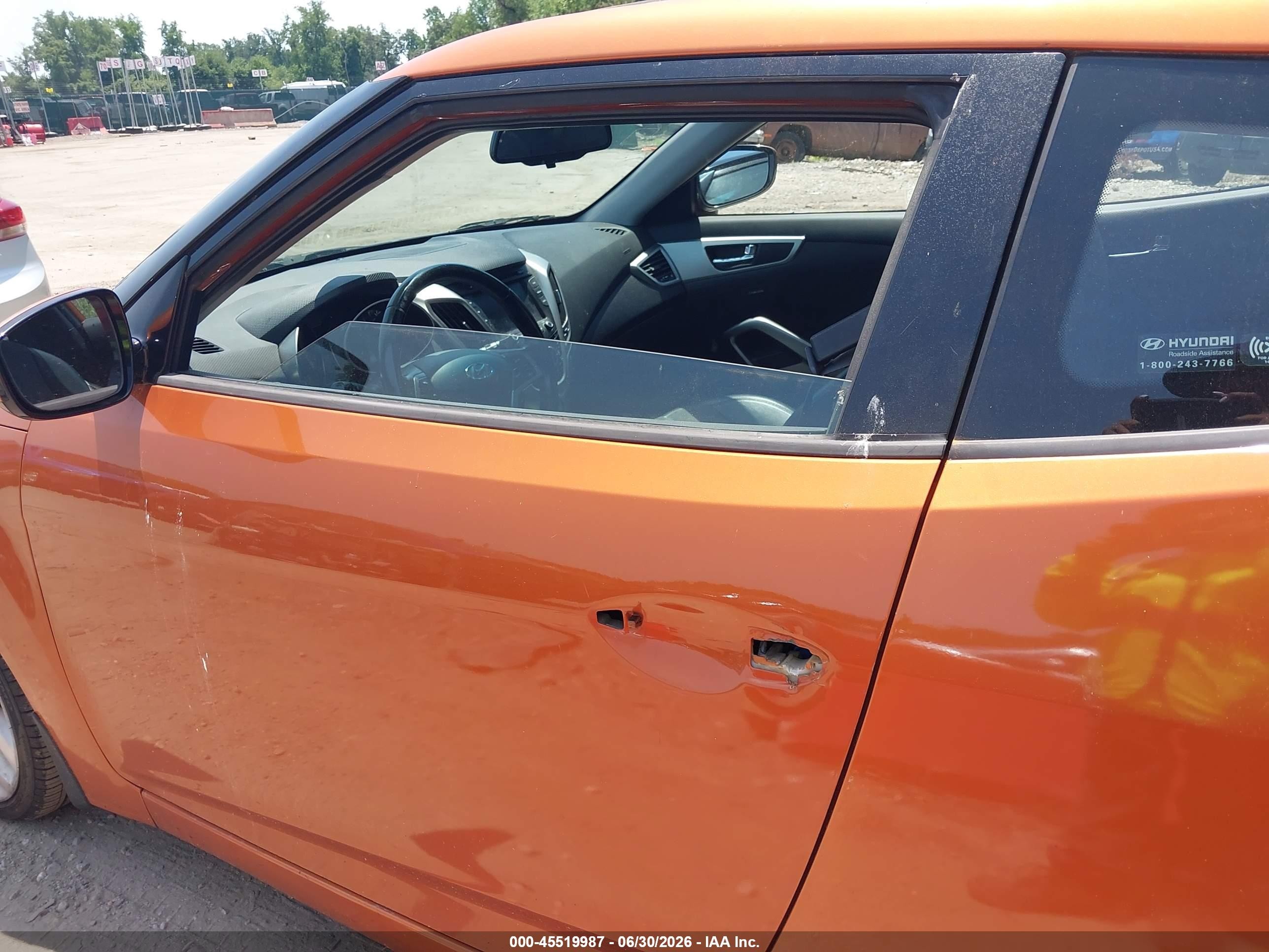 2012 Hyundai Veloster Base W/black Orange vin: KMHTC6AD3CU029901