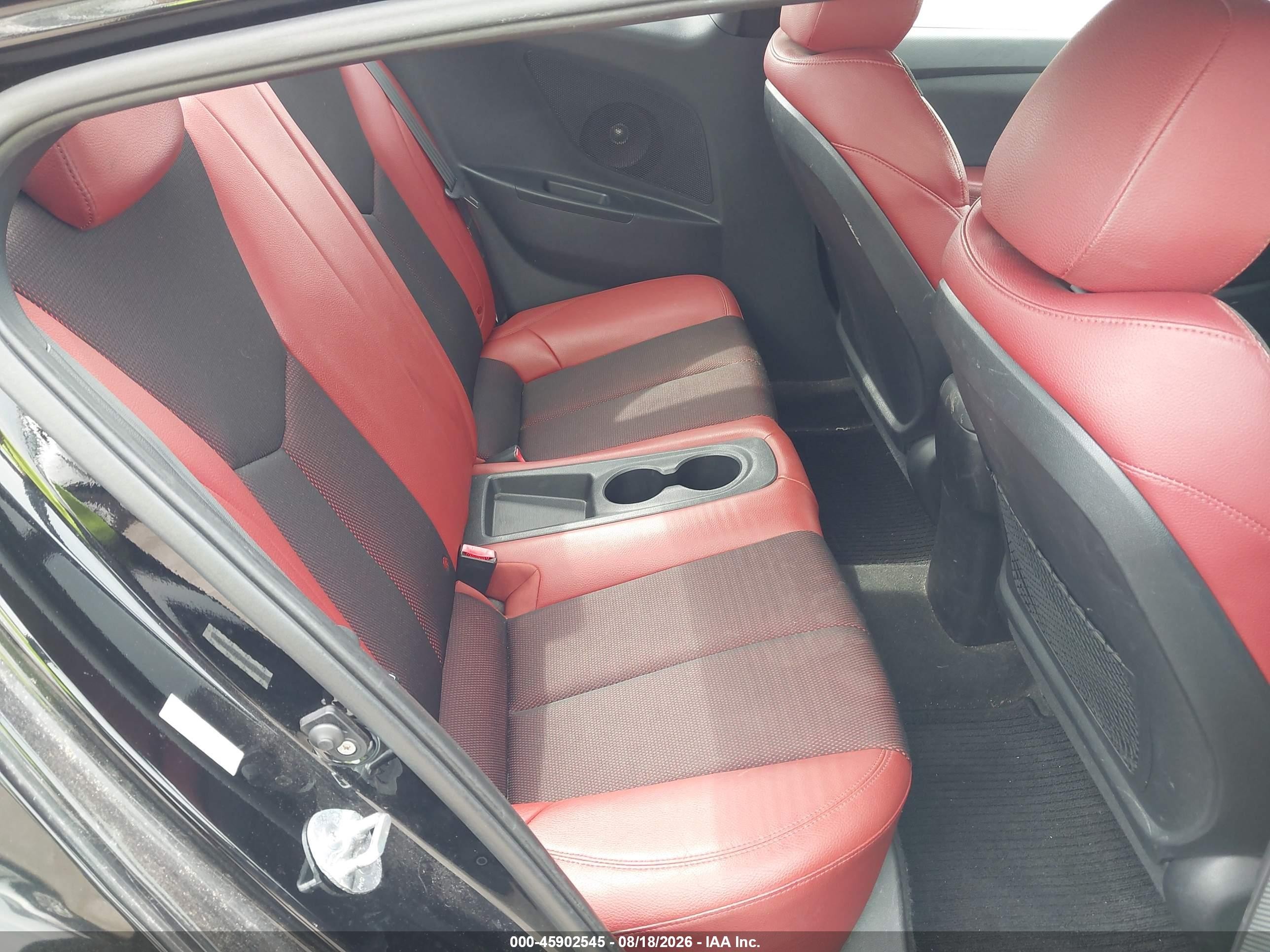 2012 Hyundai Veloster Base W/red/black Black vin: KMHTC6AD3CU052482