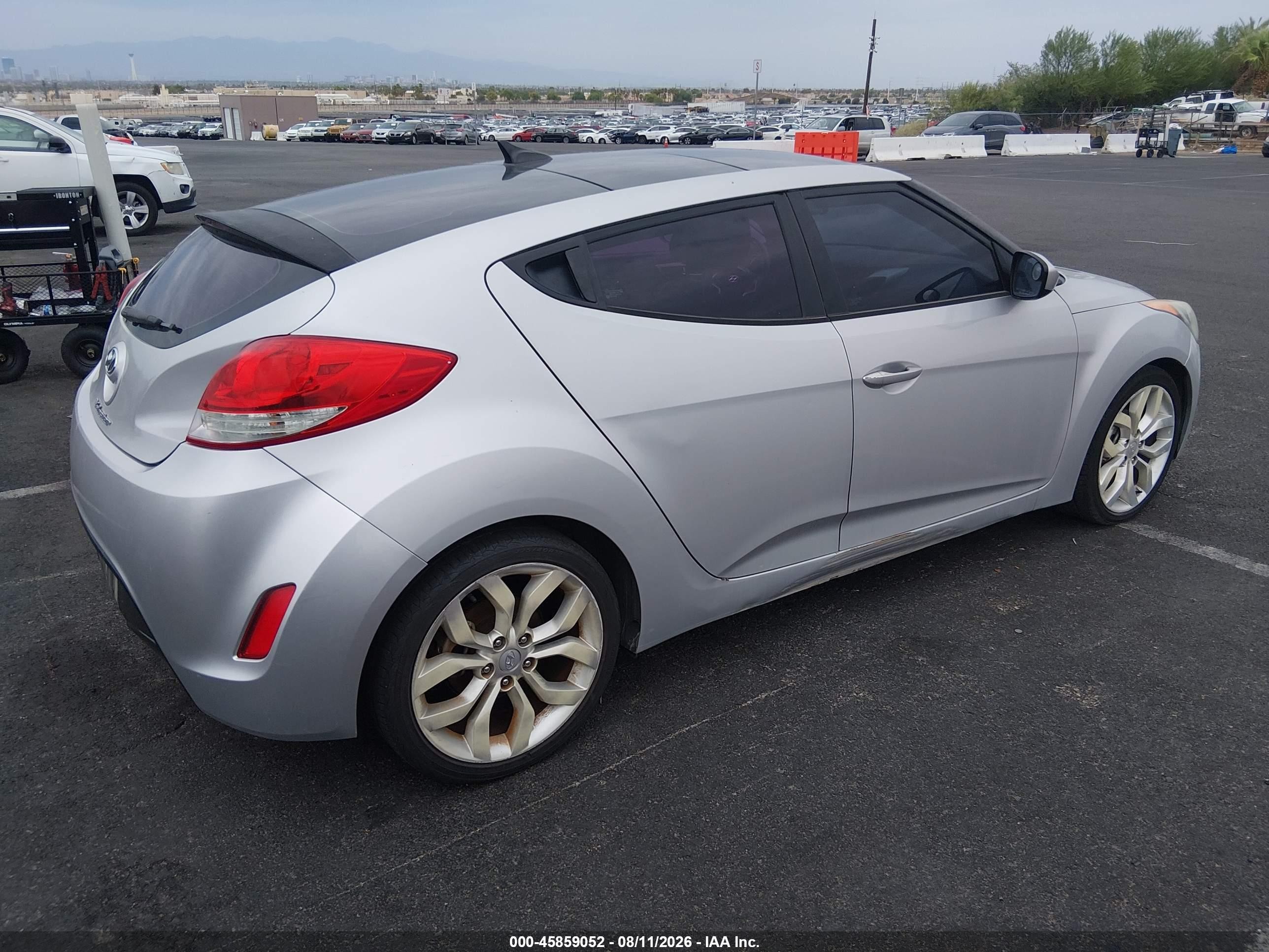 2012 Hyundai Veloster Base W/black Silver vin: KMHTC6AD3CU055981