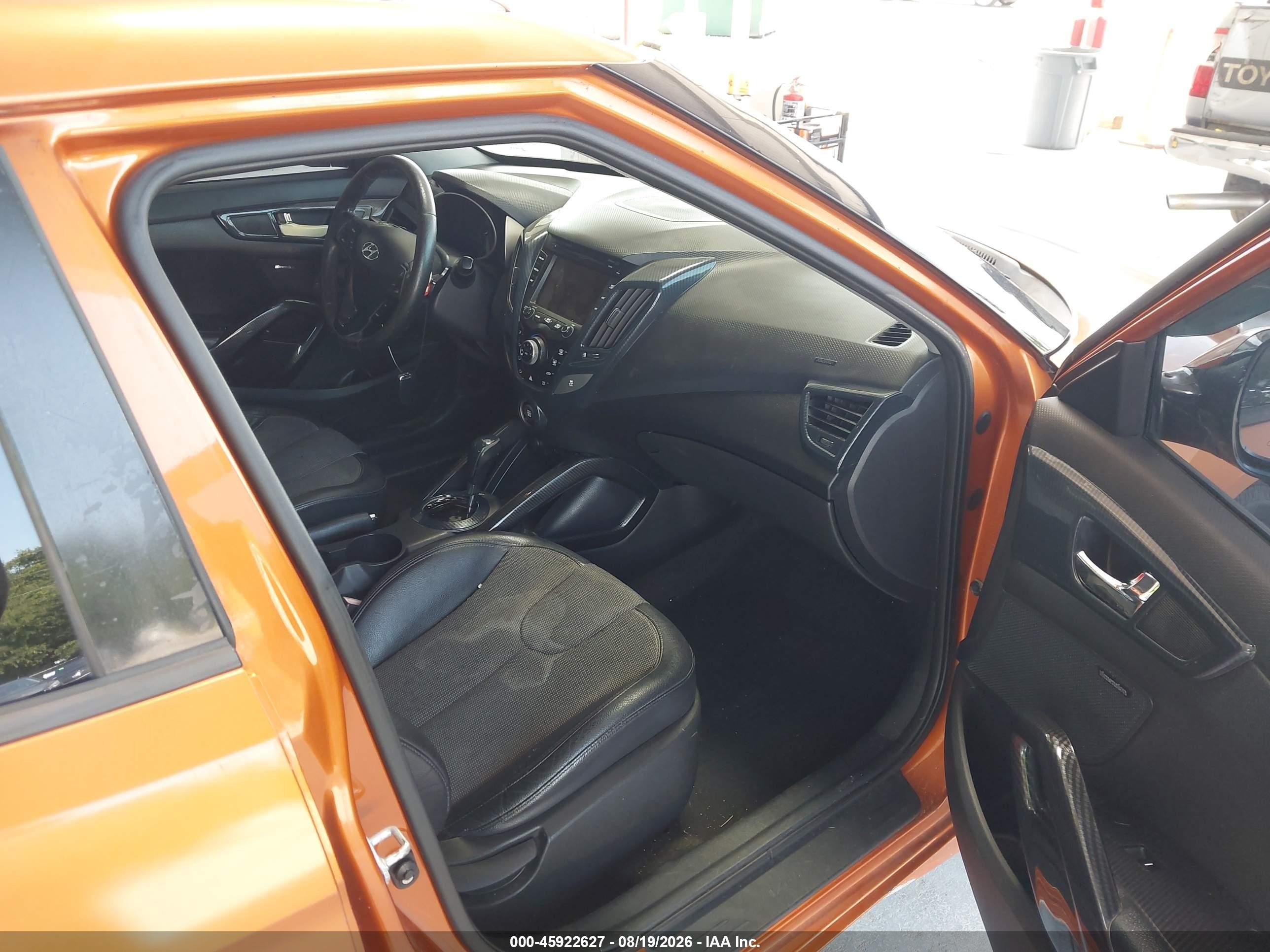 2012 Hyundai Veloster Base W/black Orange vin: KMHTC6AD3CU074787