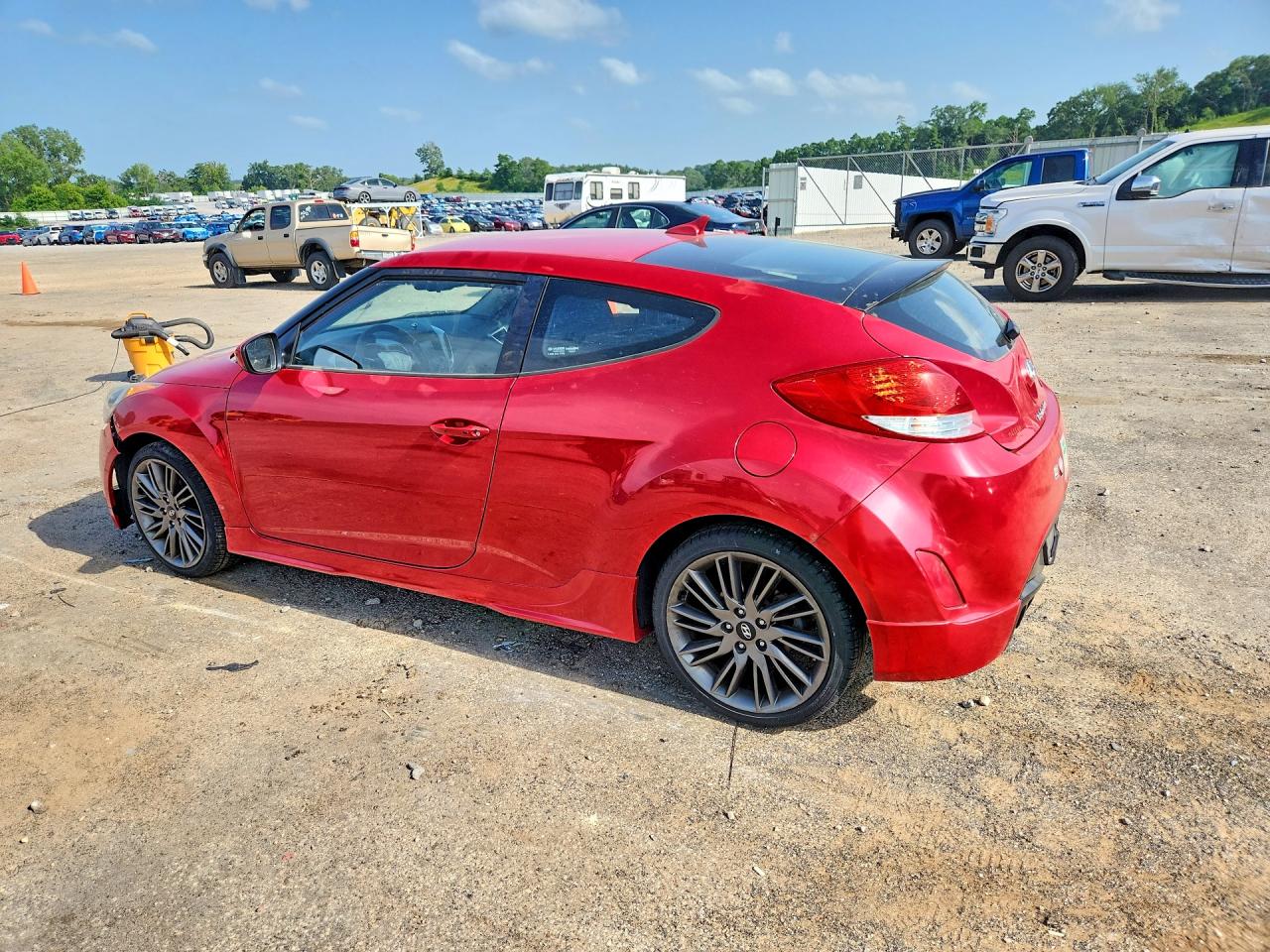 2013 Hyundai Veloster Re Mix Red vin: KMHTC6AD3DU138442
