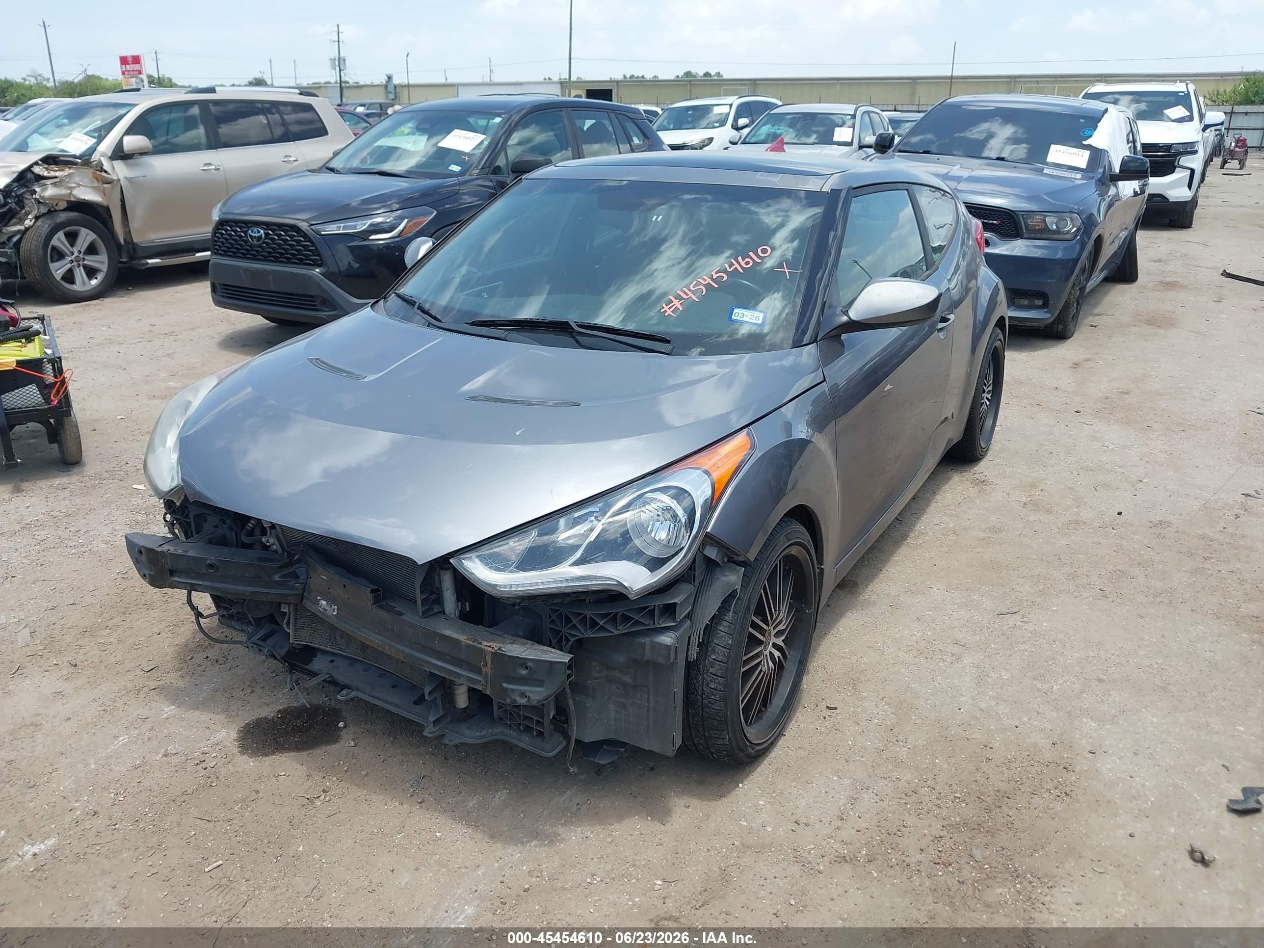 2013 Hyundai Veloster Base W/black Gray vin: KMHTC6AD3DU146699