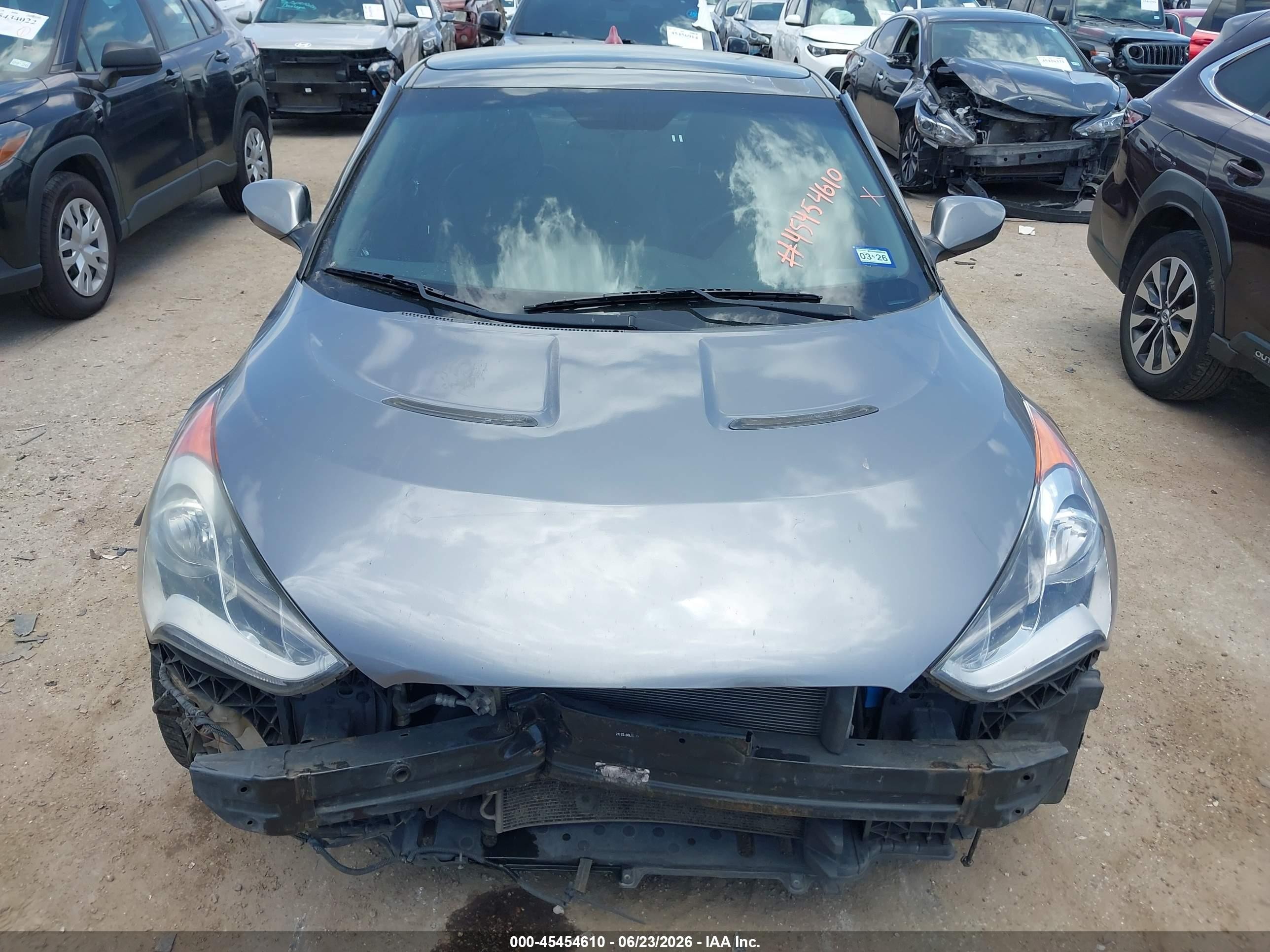 2013 Hyundai Veloster Base W/black Gray vin: KMHTC6AD3DU146699