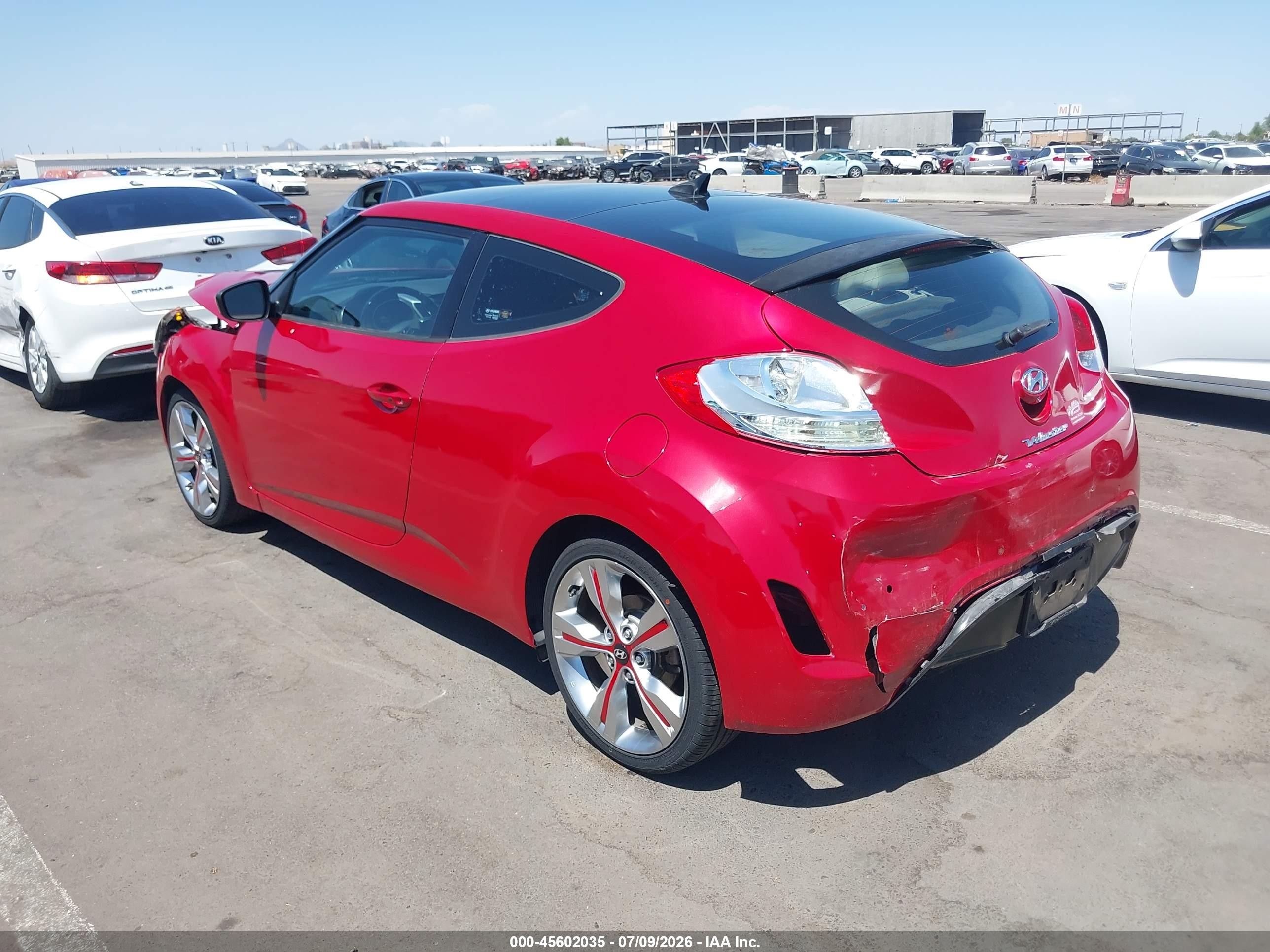 2013 Hyundai Veloster Base W/gray Red vin: KMHTC6AD3DU165608