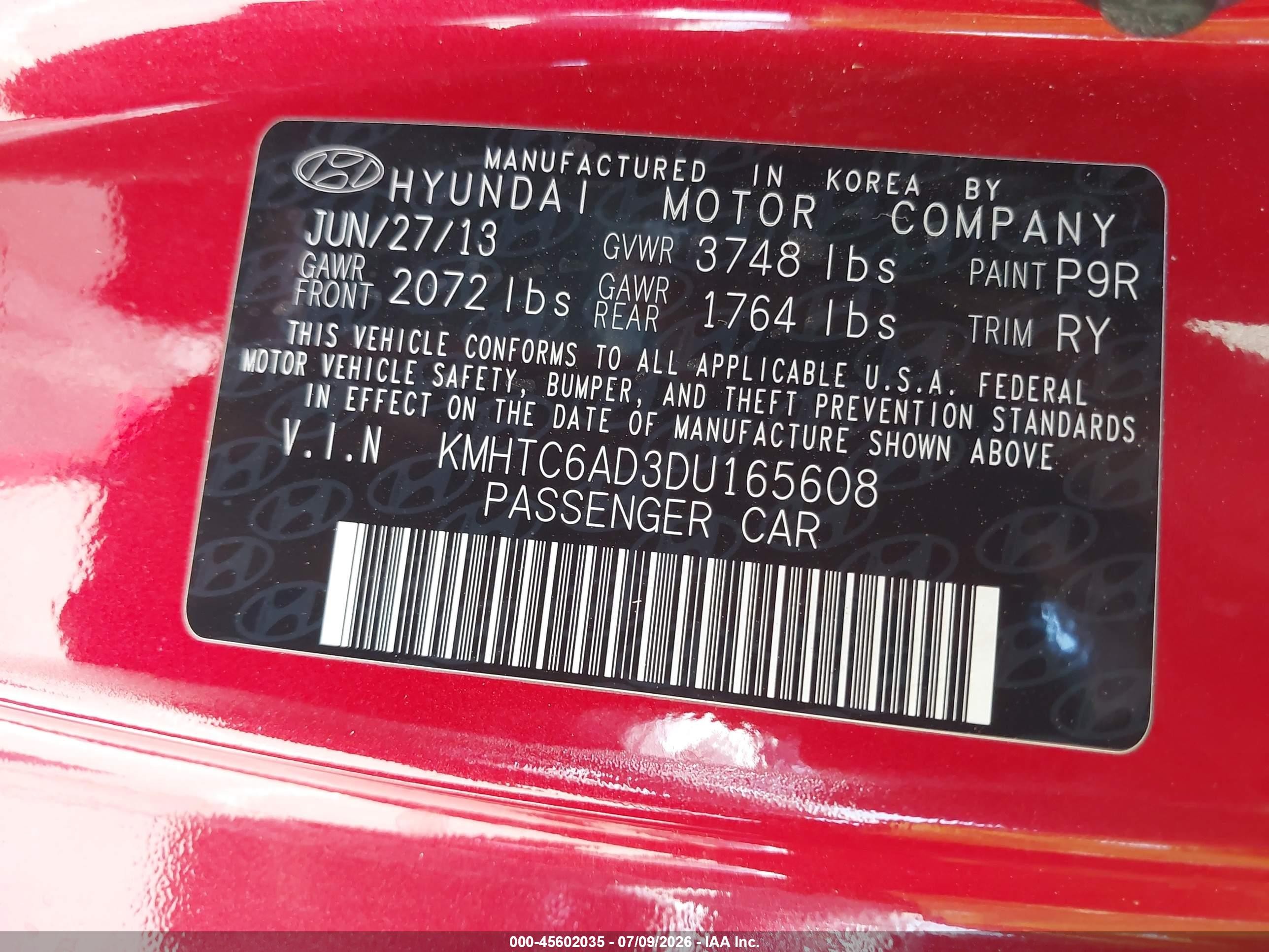 2013 Hyundai Veloster Base W/gray Red vin: KMHTC6AD3DU165608