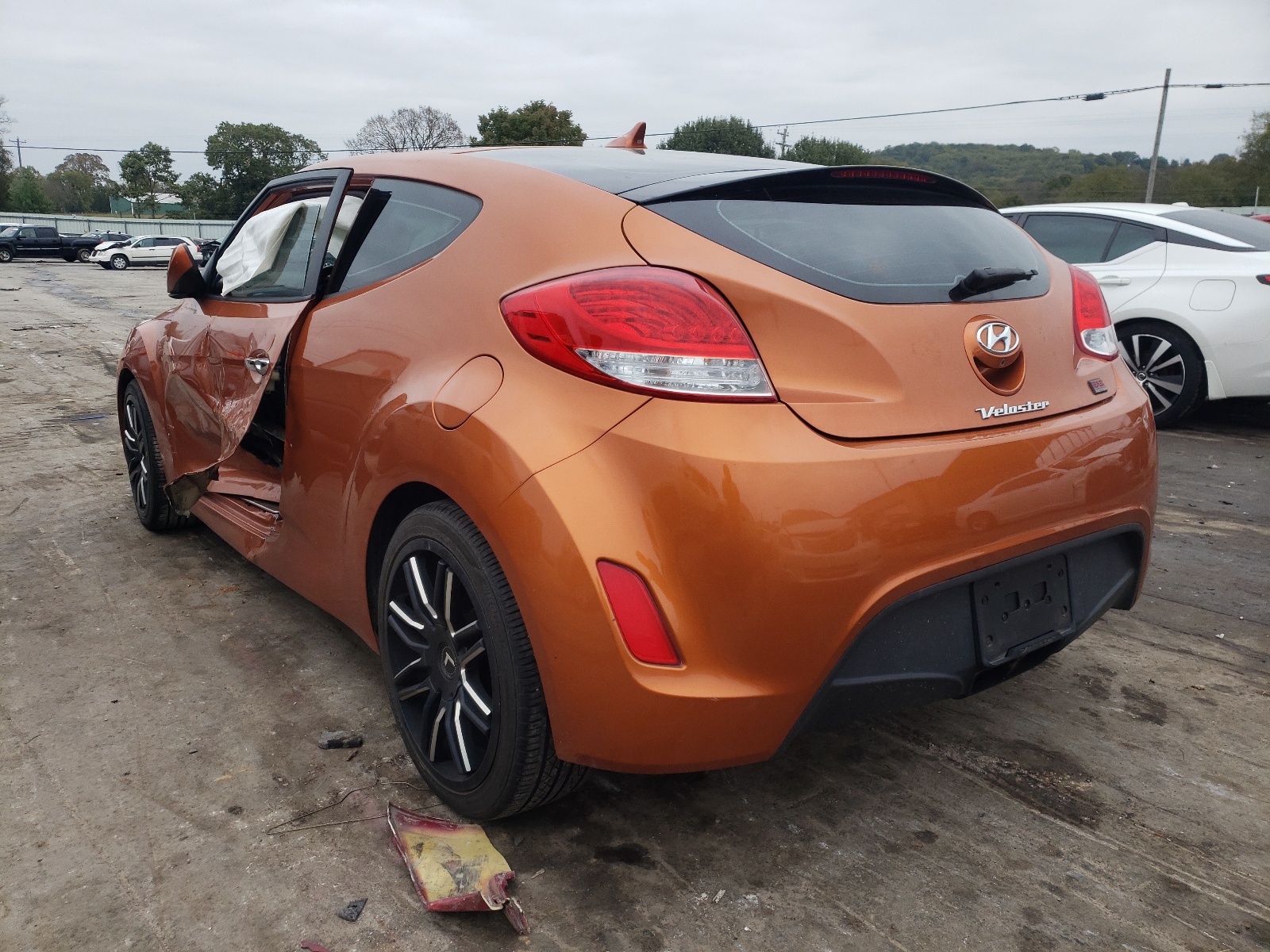 2014 Hyundai Veloster  Orange vin: KMHTC6AD3EU213688