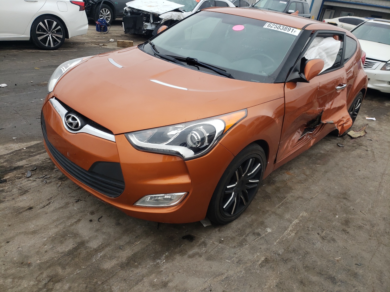 2014 Hyundai Veloster  Orange vin: KMHTC6AD3EU213688