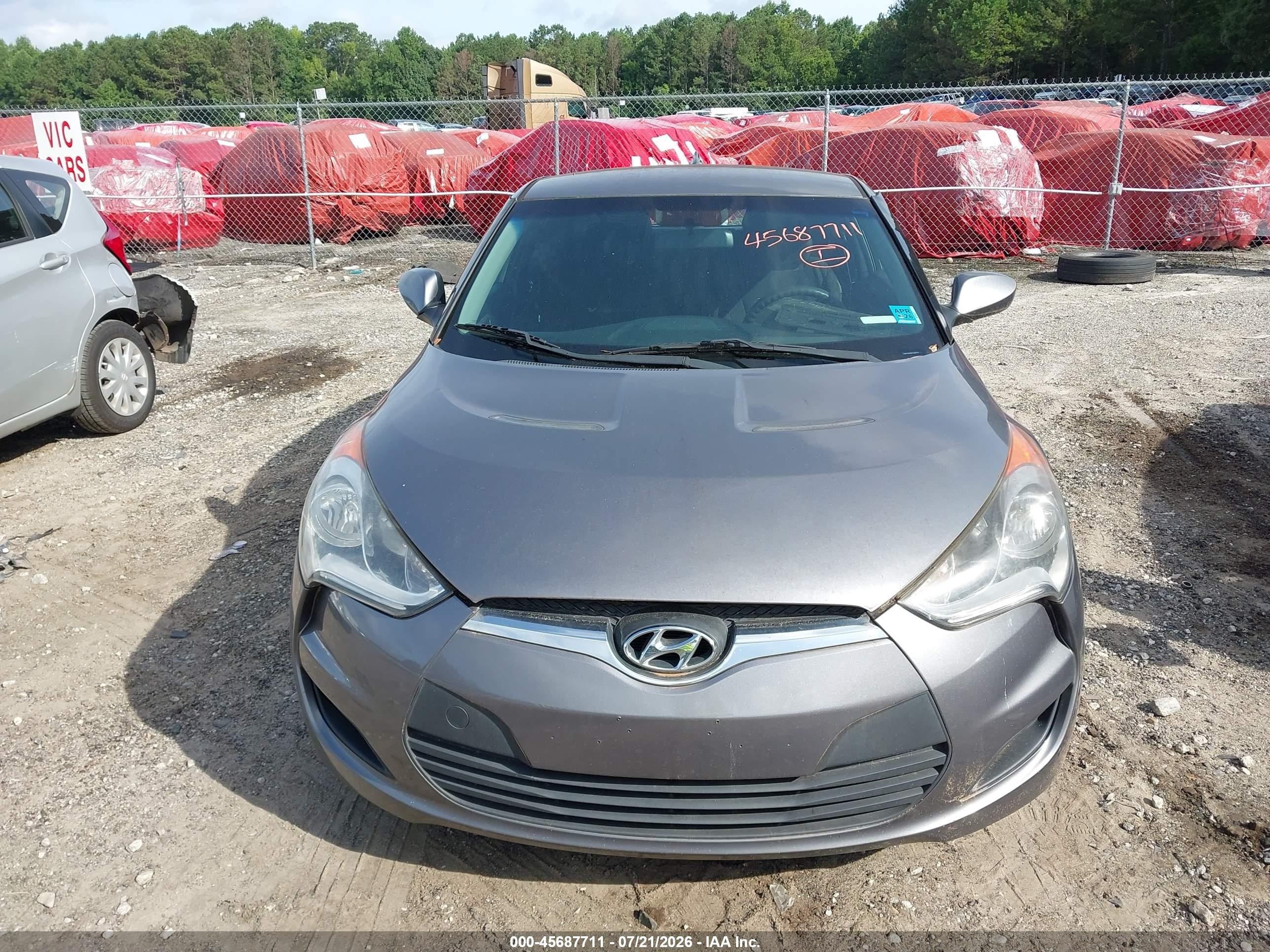 2015 Hyundai Veloster   Серый vin: KMHTC6AD3FU236910