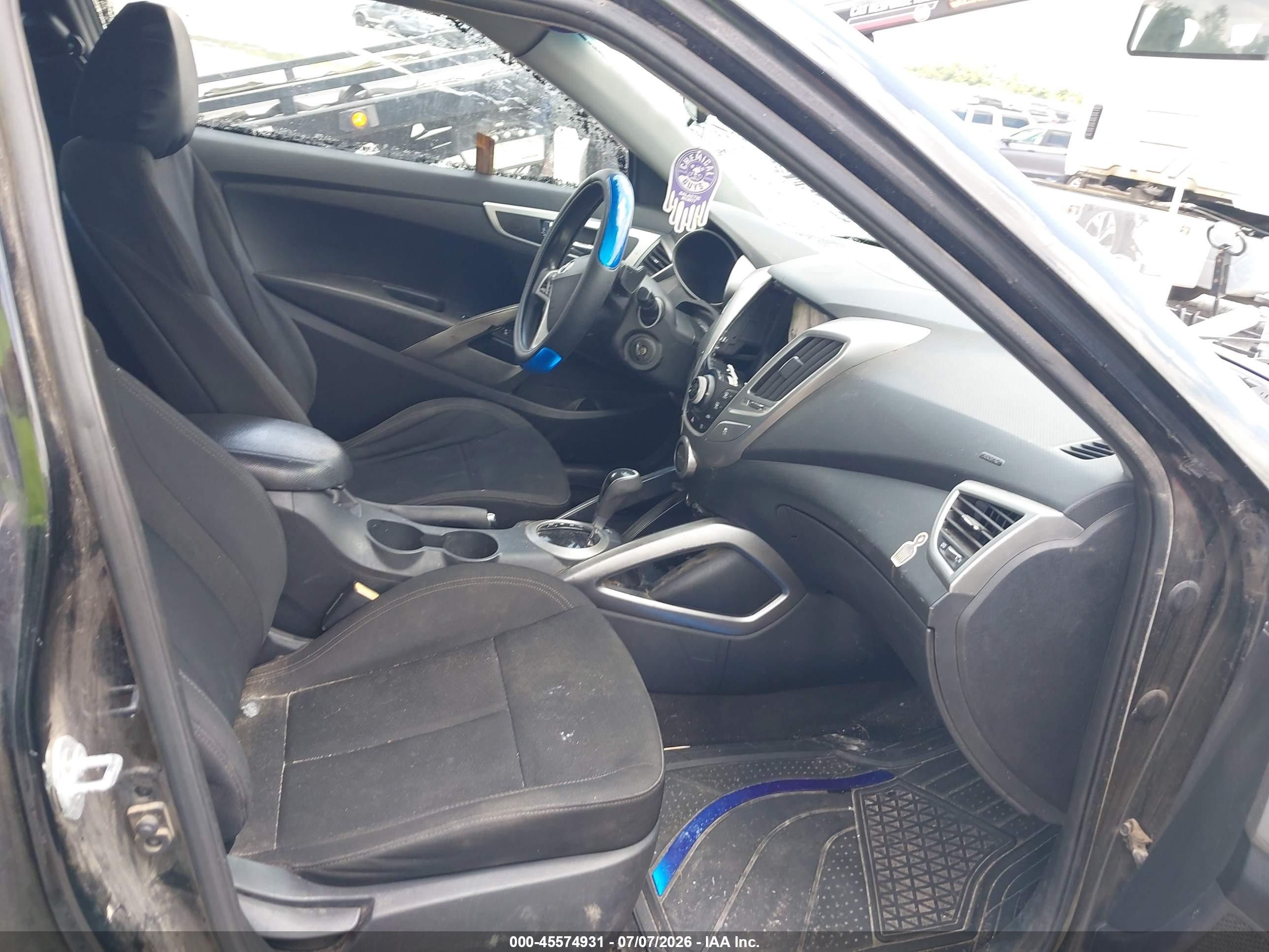 2015 Hyundai Veloster   Черный vin: KMHTC6AD3FU243274