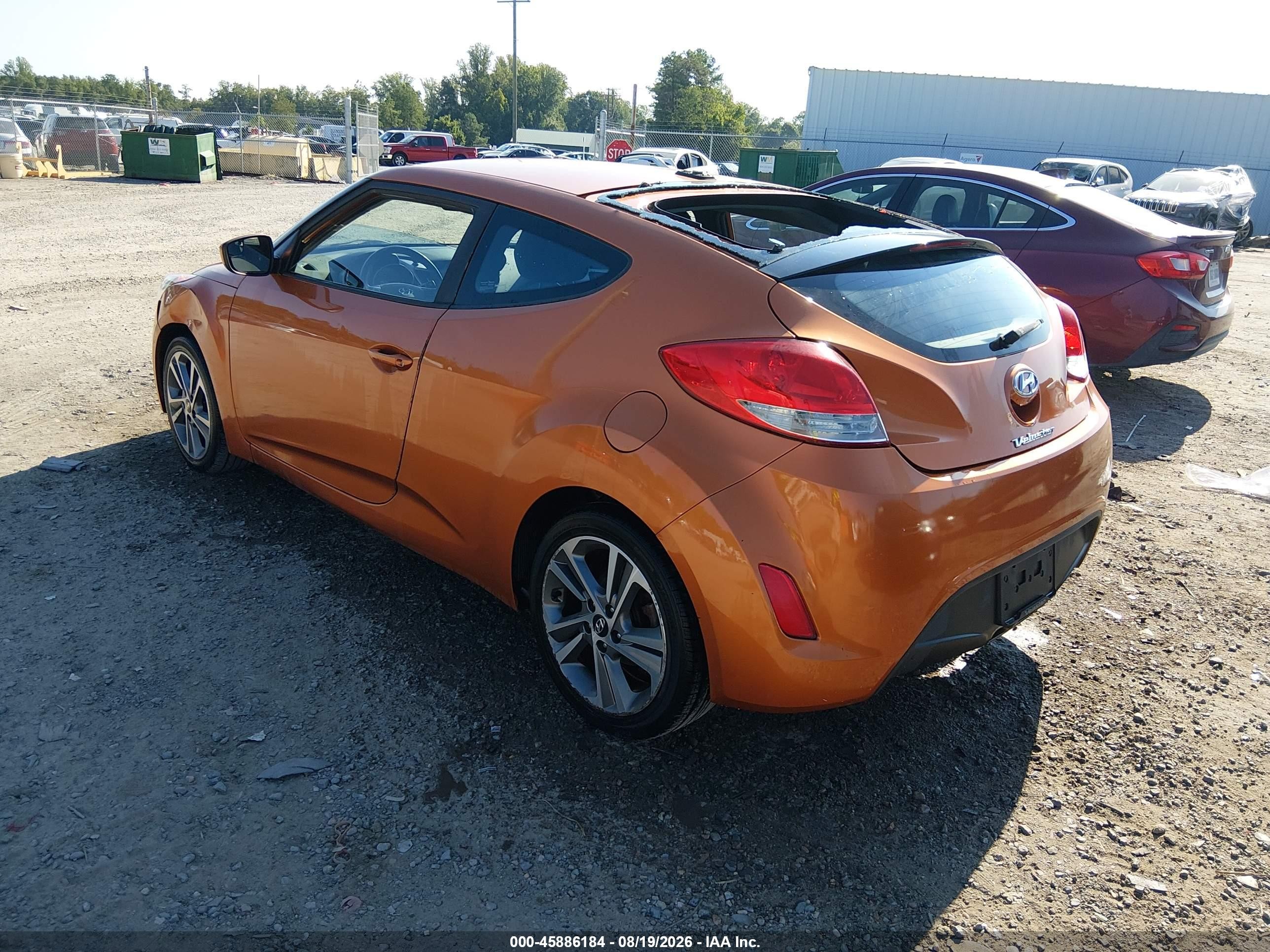 2017 Hyundai Veloster   Orange vin: KMHTC6AD3HU308353