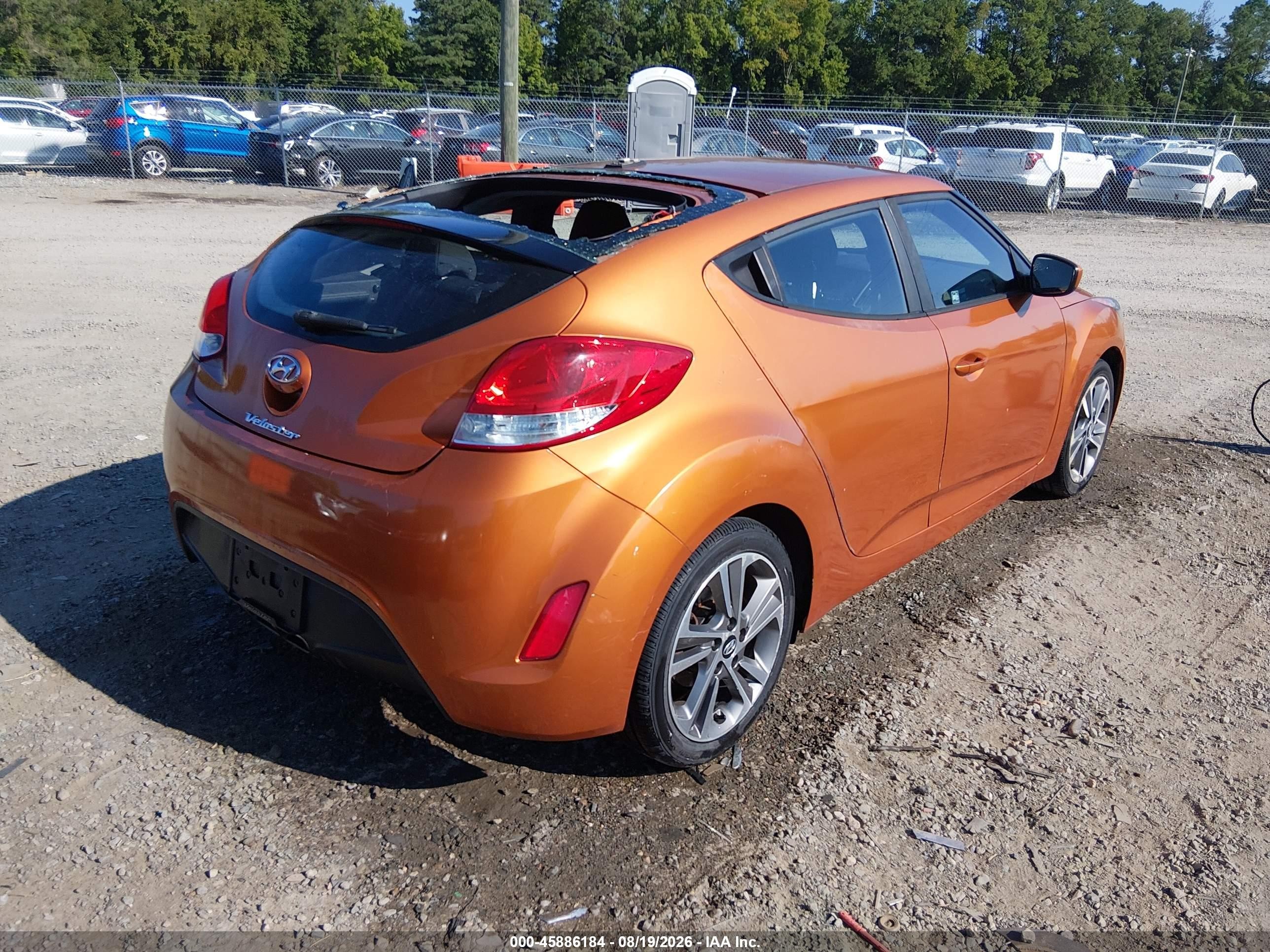 2017 Hyundai Veloster   Orange vin: KMHTC6AD3HU308353