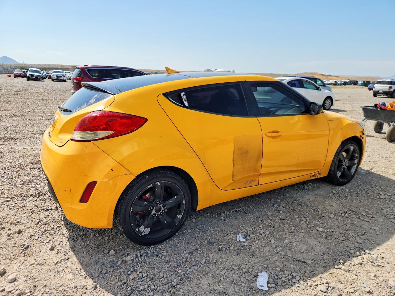 2012 Hyundai Veloster Base Yellow vin: KMHTC6AD4CU021046