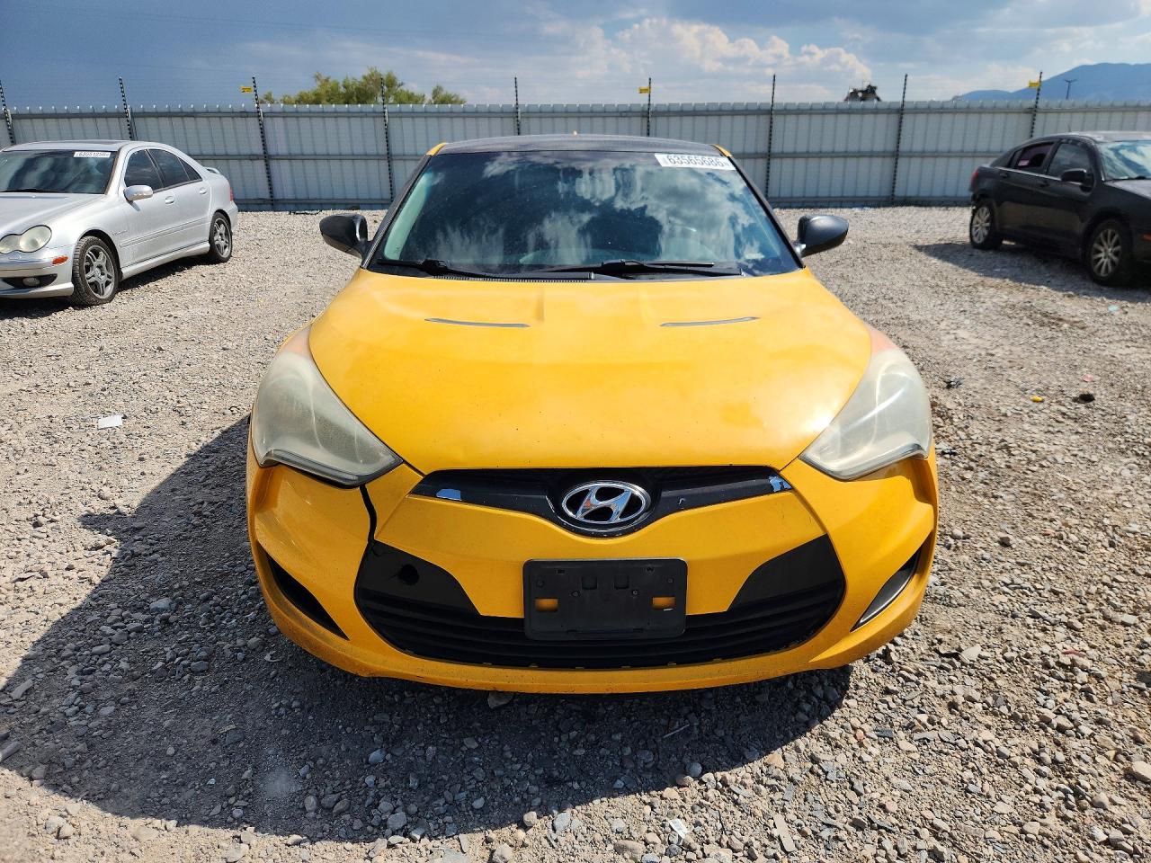 2012 Hyundai Veloster Base Yellow vin: KMHTC6AD4CU021046