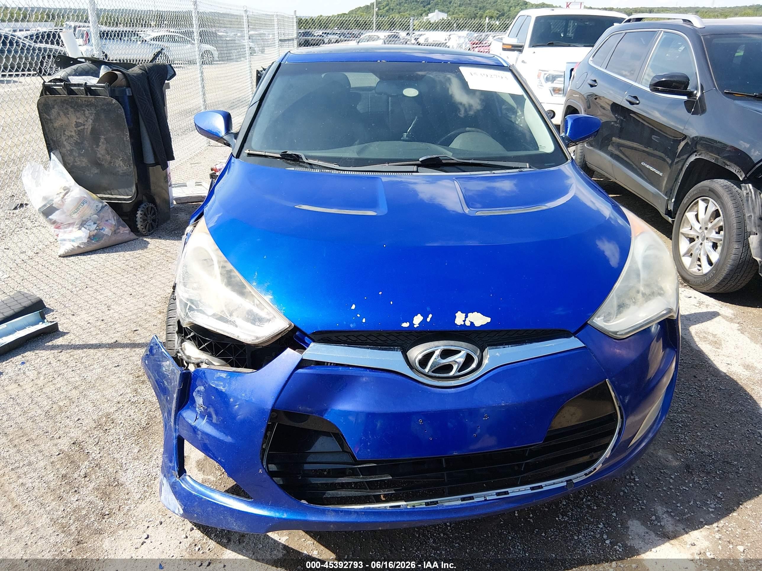 2012 Hyundai Veloster Base W/black Blue vin: KMHTC6AD4CU036453