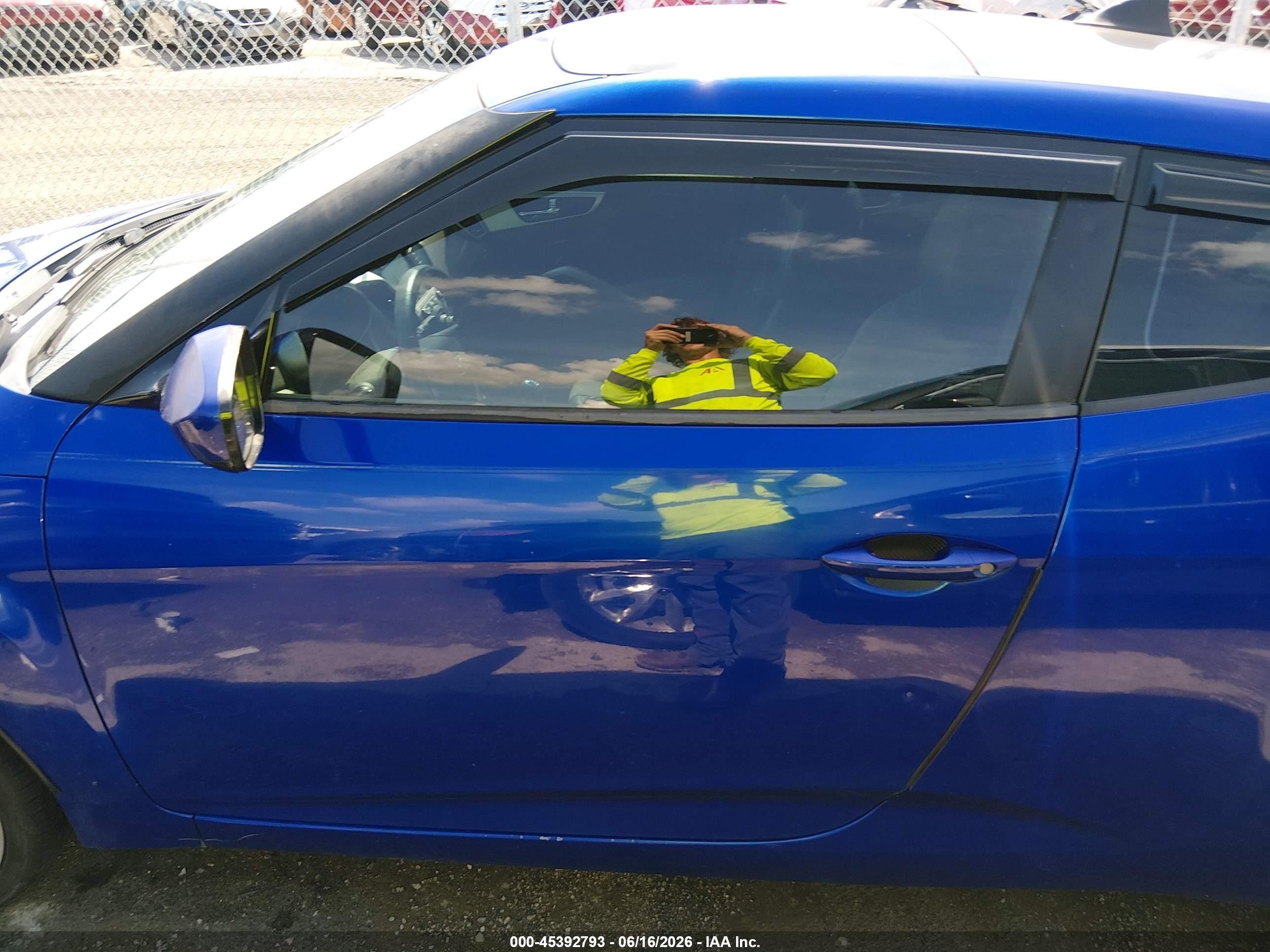 2012 Hyundai Veloster Base W/black Blue vin: KMHTC6AD4CU036453