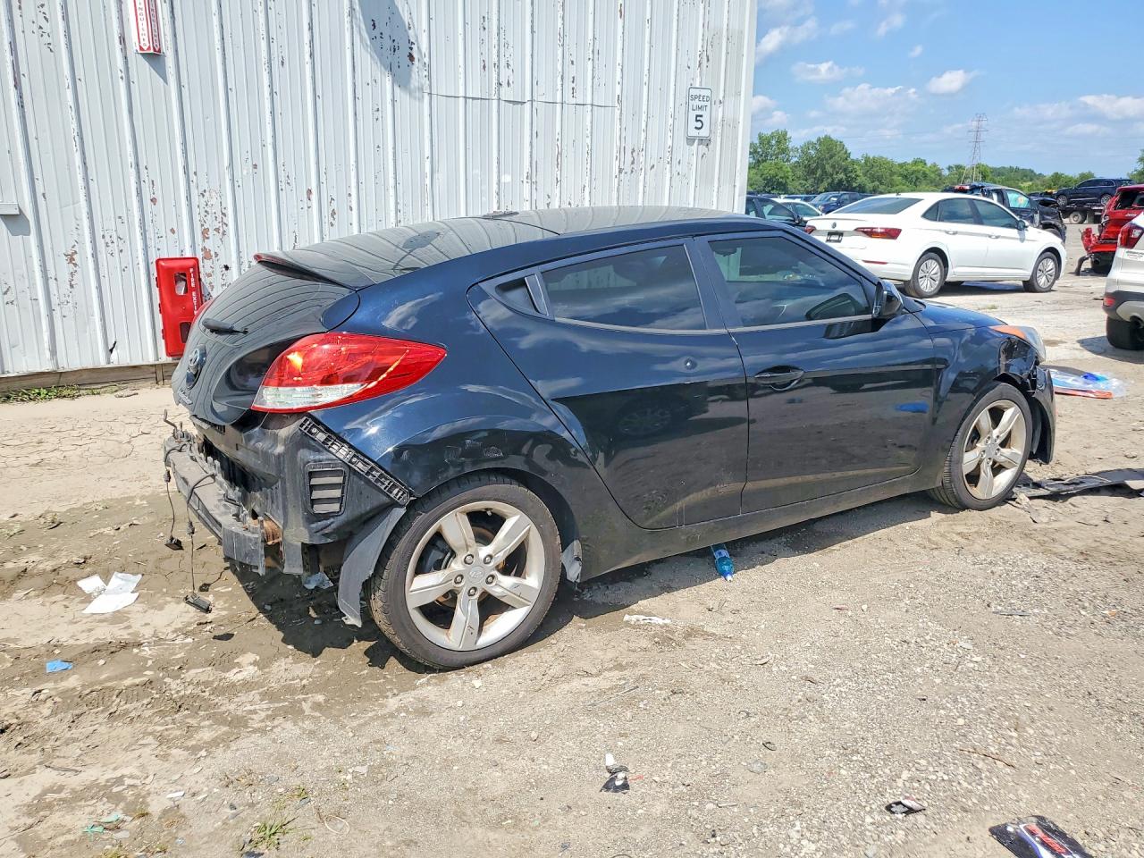2012 Hyundai Veloster Base Black vin: KMHTC6AD4CU038302