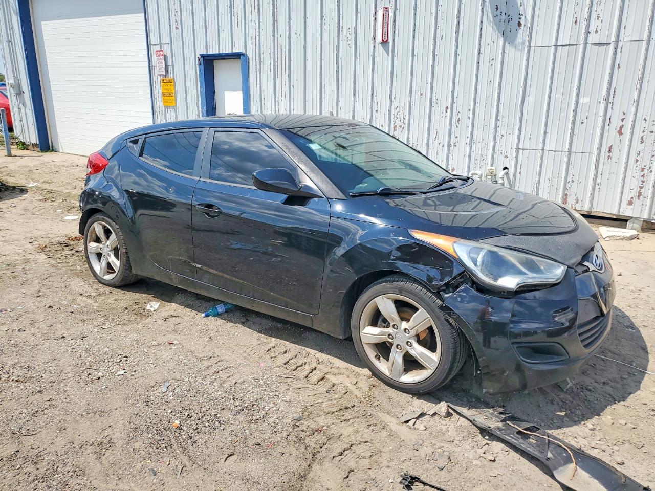 2012 Hyundai Veloster Base Black vin: KMHTC6AD4CU038302