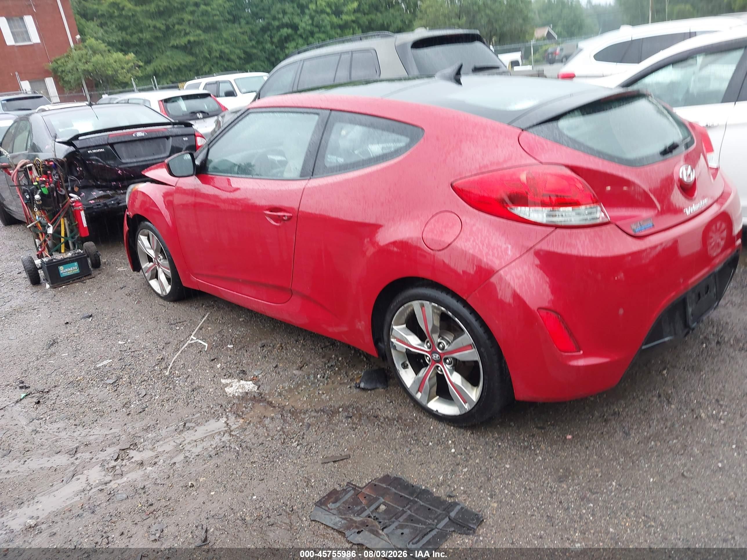 2012 Hyundai Veloster Base W/gray Red vin: KMHTC6AD4CU048666