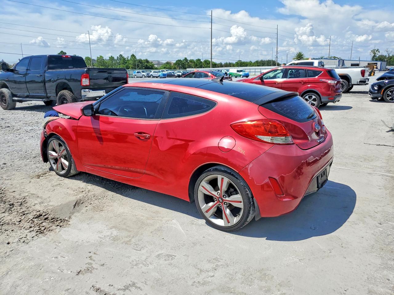 2012 Hyundai Veloster Base Red vin: KMHTC6AD4CU071624
