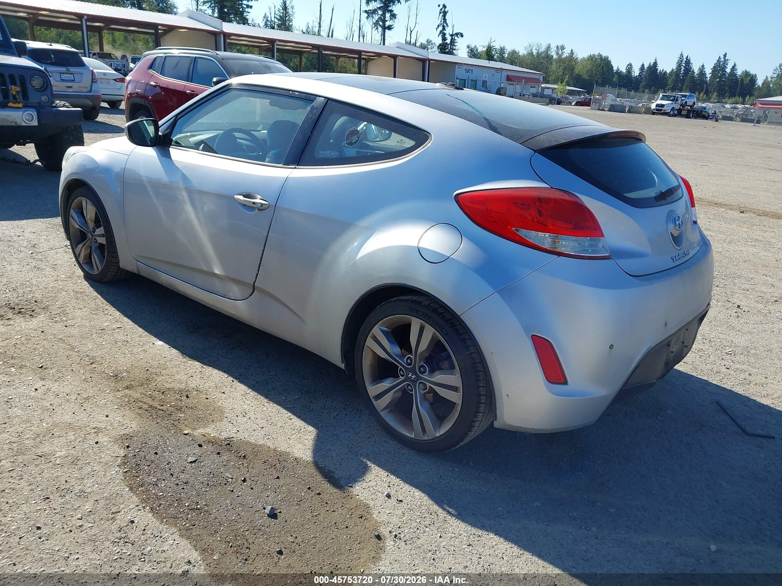 2012 Hyundai Veloster Base W/black White vin: KMHTC6AD4CU077133