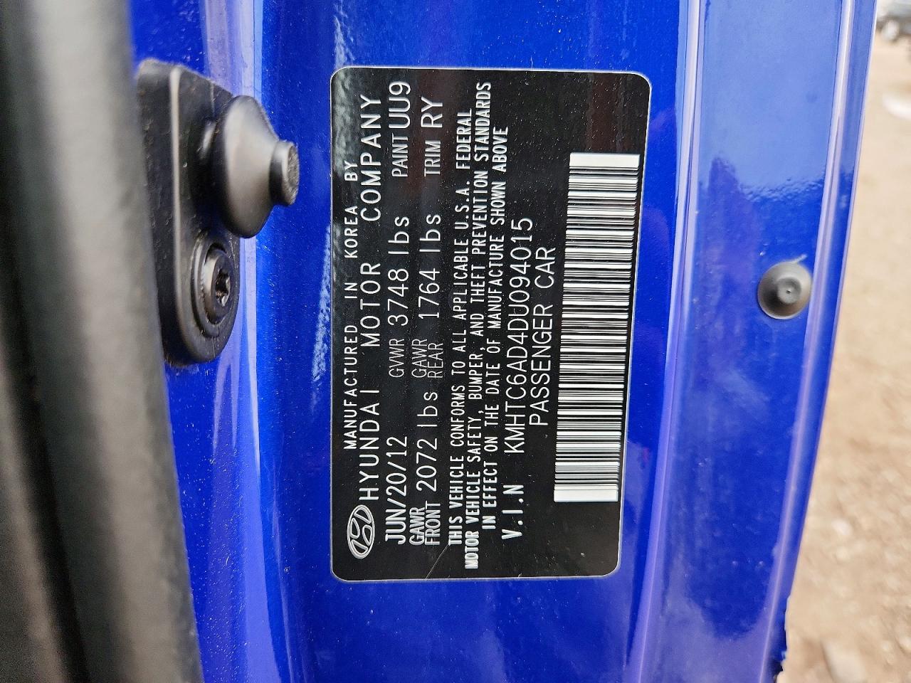 2013 Hyundai Veloster Base Blue vin: KMHTC6AD4DU094015