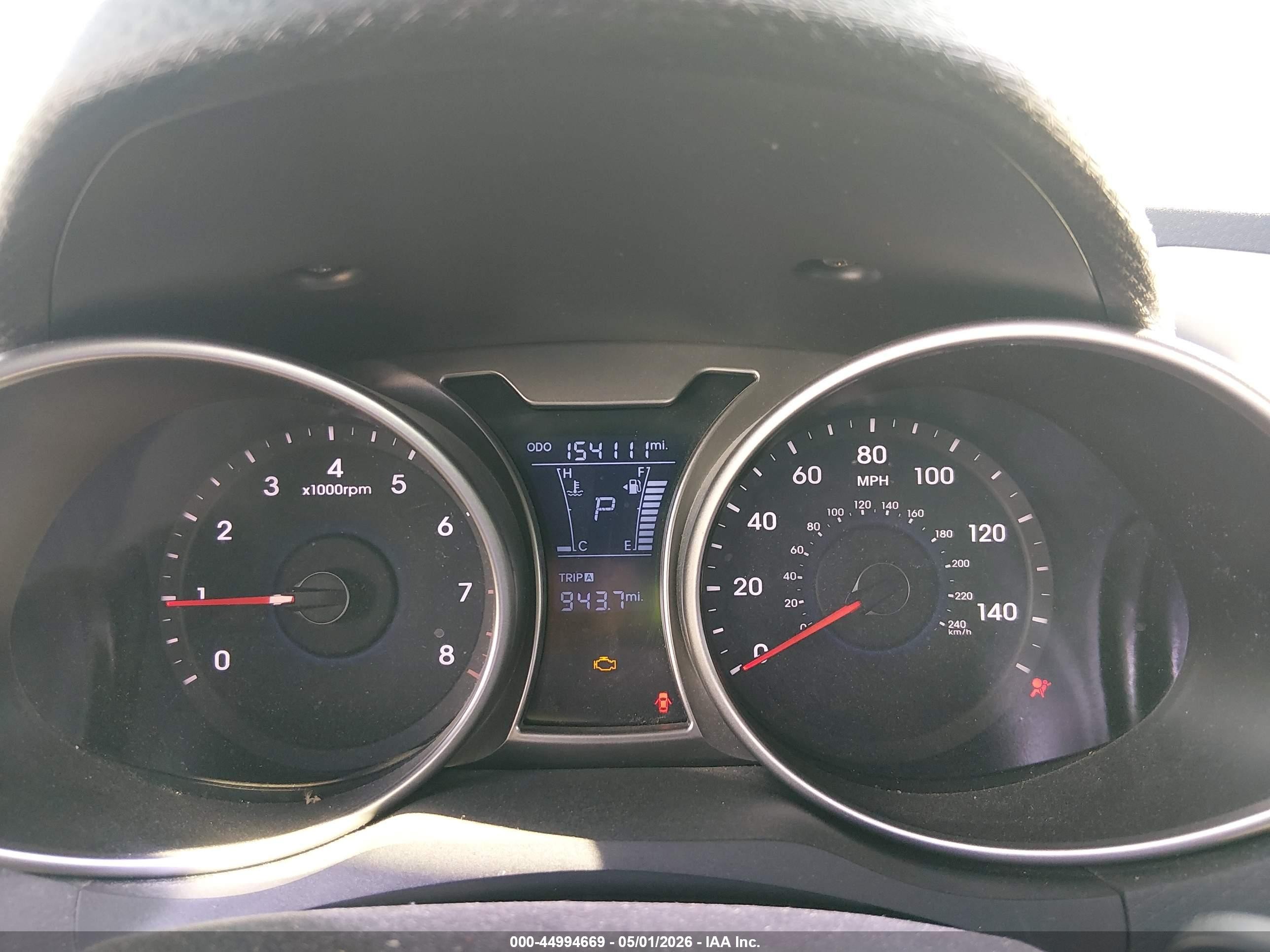 2013 Hyundai Veloster Base W/gray White vin: KMHTC6AD4DU108141
