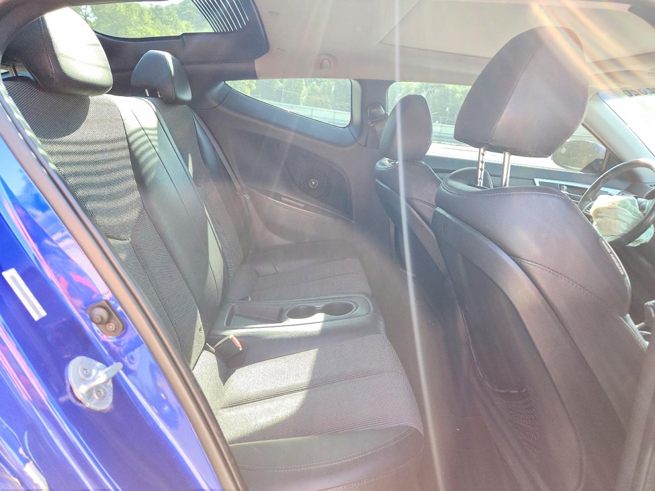 2013 Hyundai Veloster Base Blue vin: KMHTC6AD4DU110262