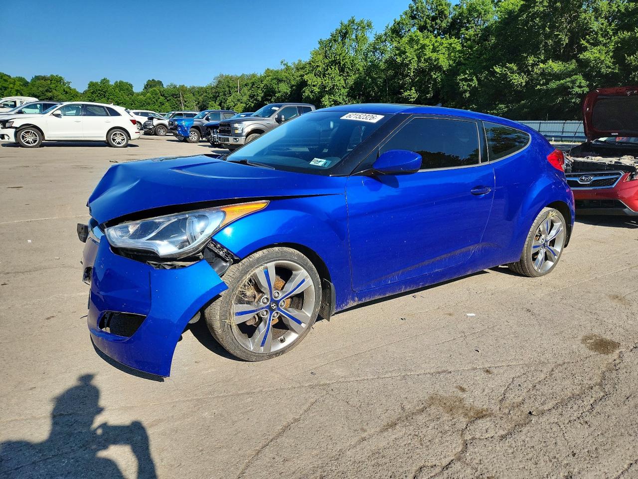 2013 Hyundai Veloster Base Blue vin: KMHTC6AD4DU110262