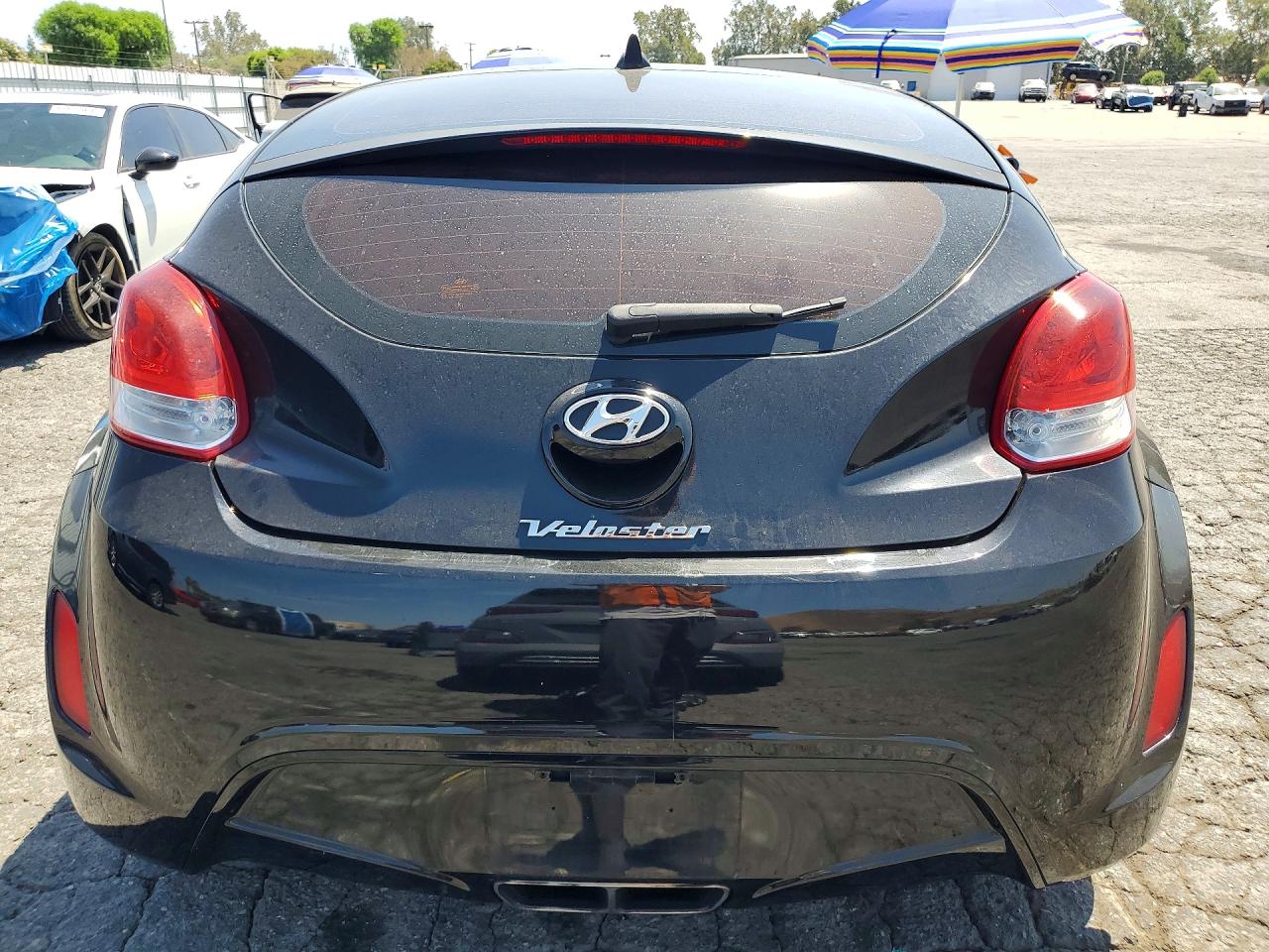 2013 Hyundai Veloster Base Black vin: KMHTC6AD4DU132696